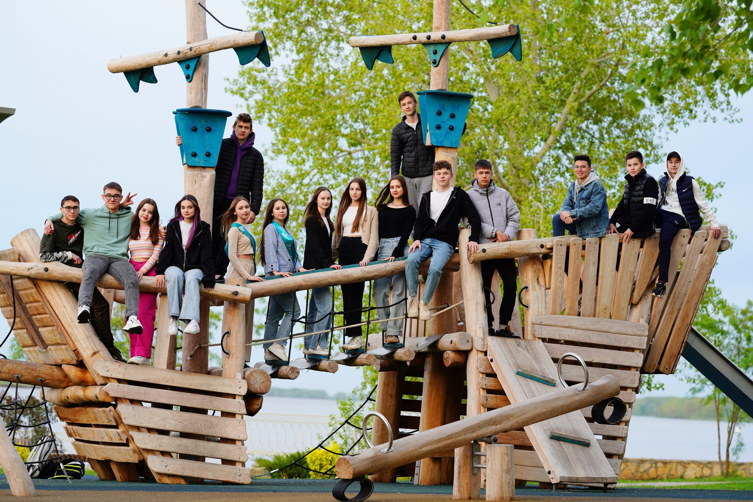 Весна 9,11 класс. Выпускные альбомы в Набережных Челнах