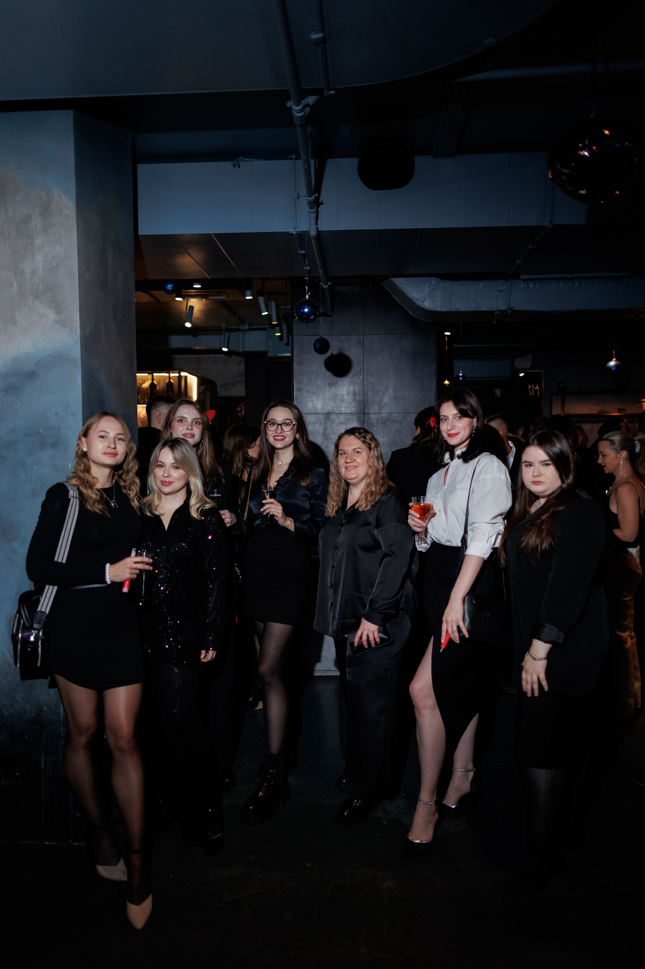 New Year Подружки 23/2024. Свадебный, портретный и репортажный фотограф Дмитрий Карпов