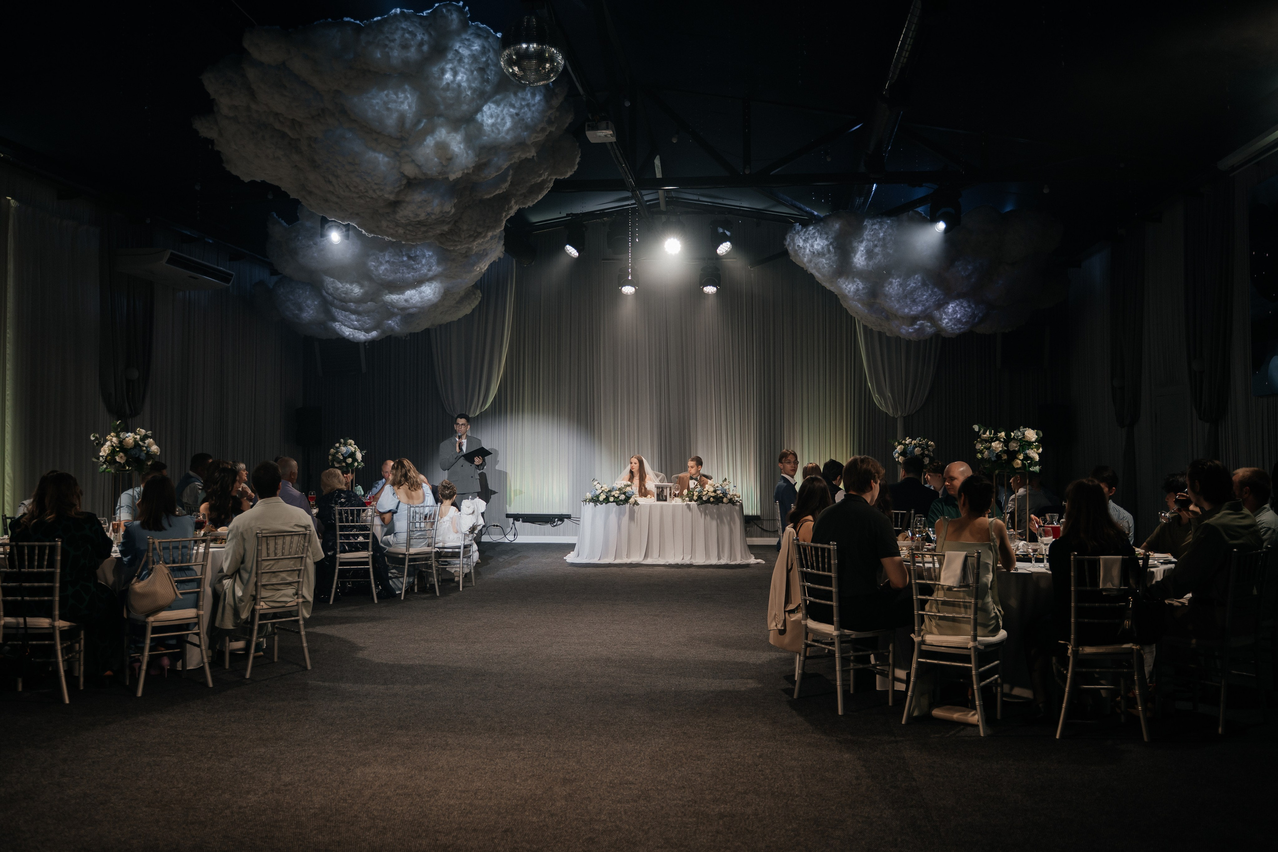 Wedding «Laugh and cry». Свадебные фотограф и видеограф Наталья и Анатолий Новиковы СПб