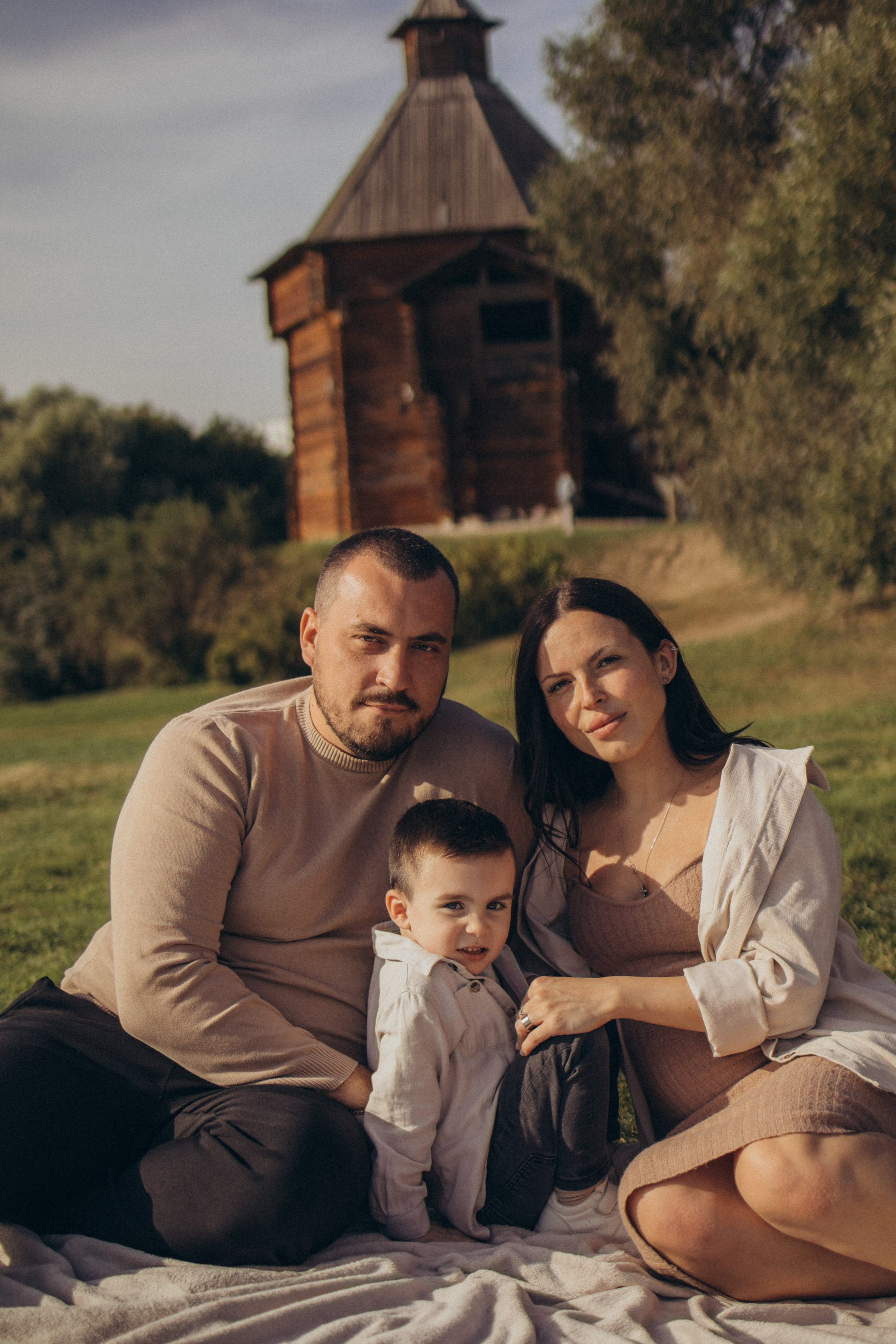 Александр, Диана и Демид в ожидании малышки. Семейный фотограф Москва