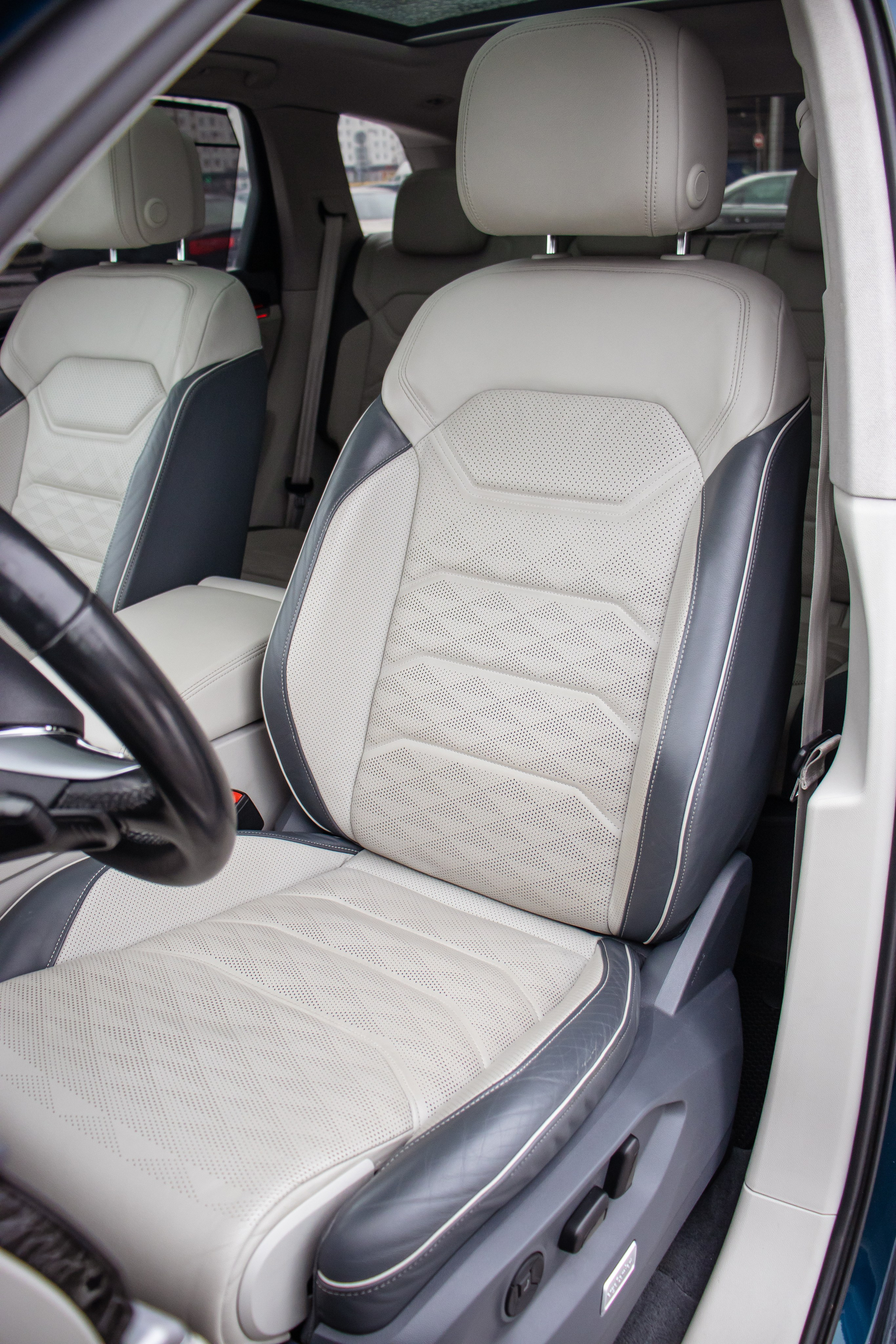 Volkswagen Touareg. Репортажный фотограф Минск ❘ Костецкий Илья ❘ Беларусь