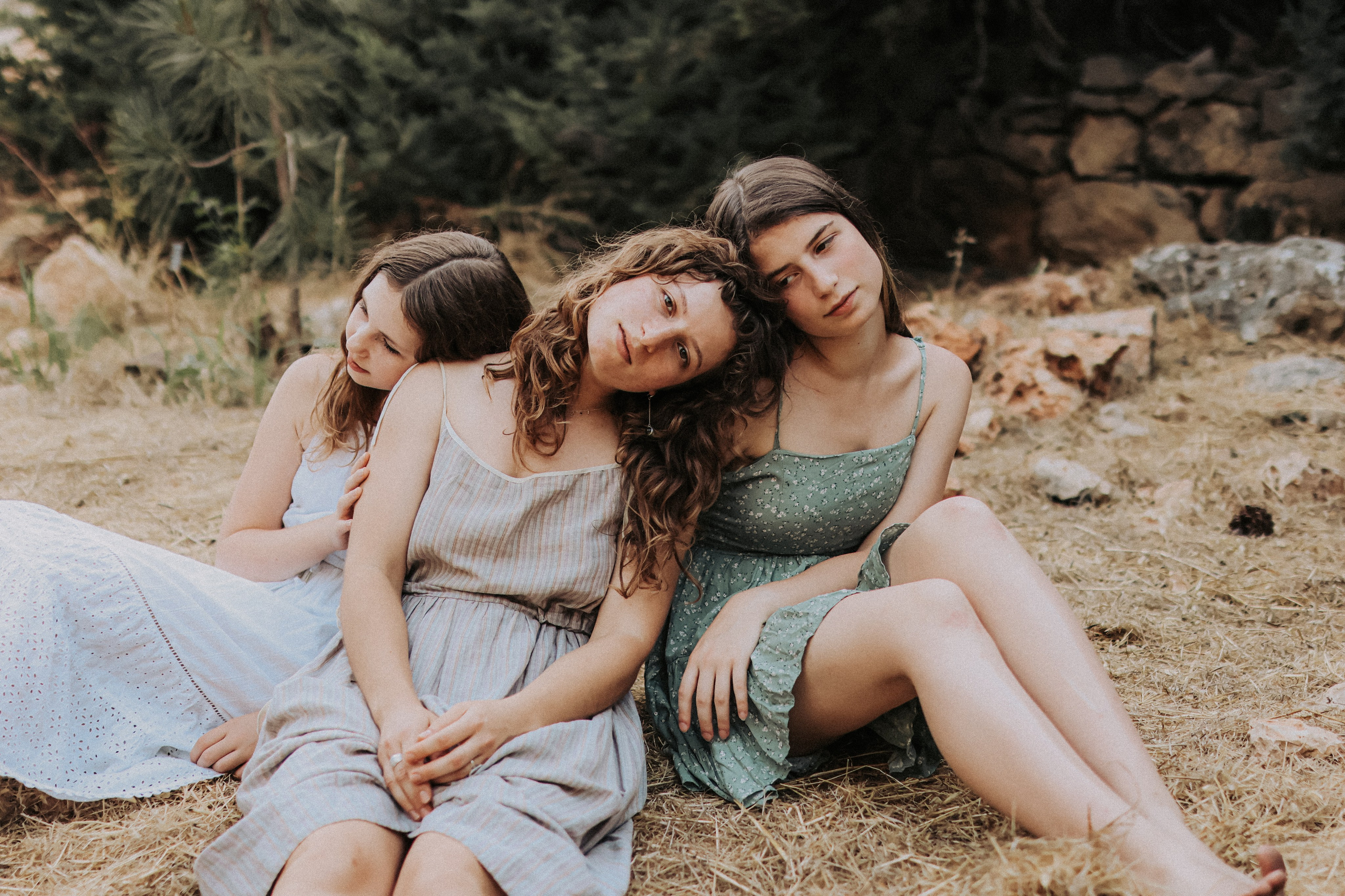 Polya, Shusha and Zhenya. Photographer in Israel Alice Milchin