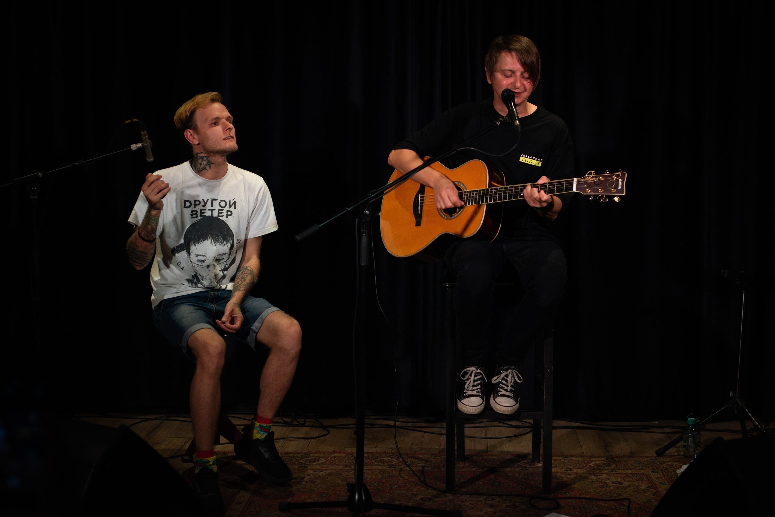 Лёва Сазонов (1 августа 2024 года, Москва, арт-кафе Пушкарёв). Фотограф Светлана Блинова, Москва и Московская область