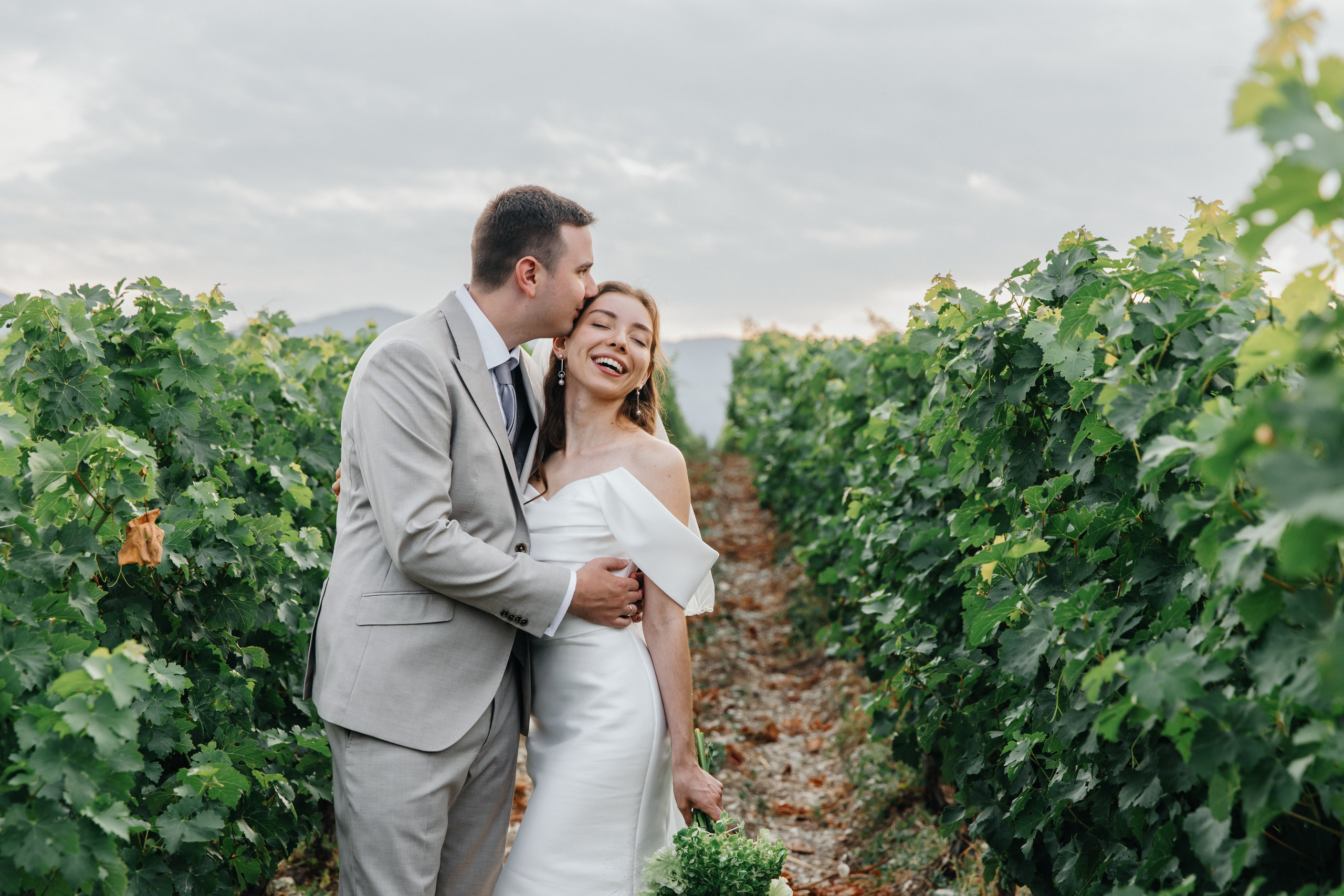 Юля и Дёма (камерная свадьба). Свадебный фотограф и видеограф Когай Дмитрий и Юлия