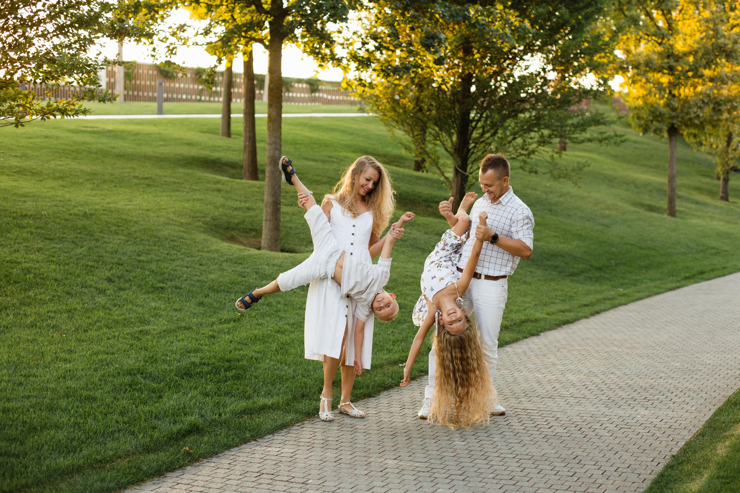 Семейная фотосессия на природе. Семейный и детский фотограф в Краснодаре Мария Галло