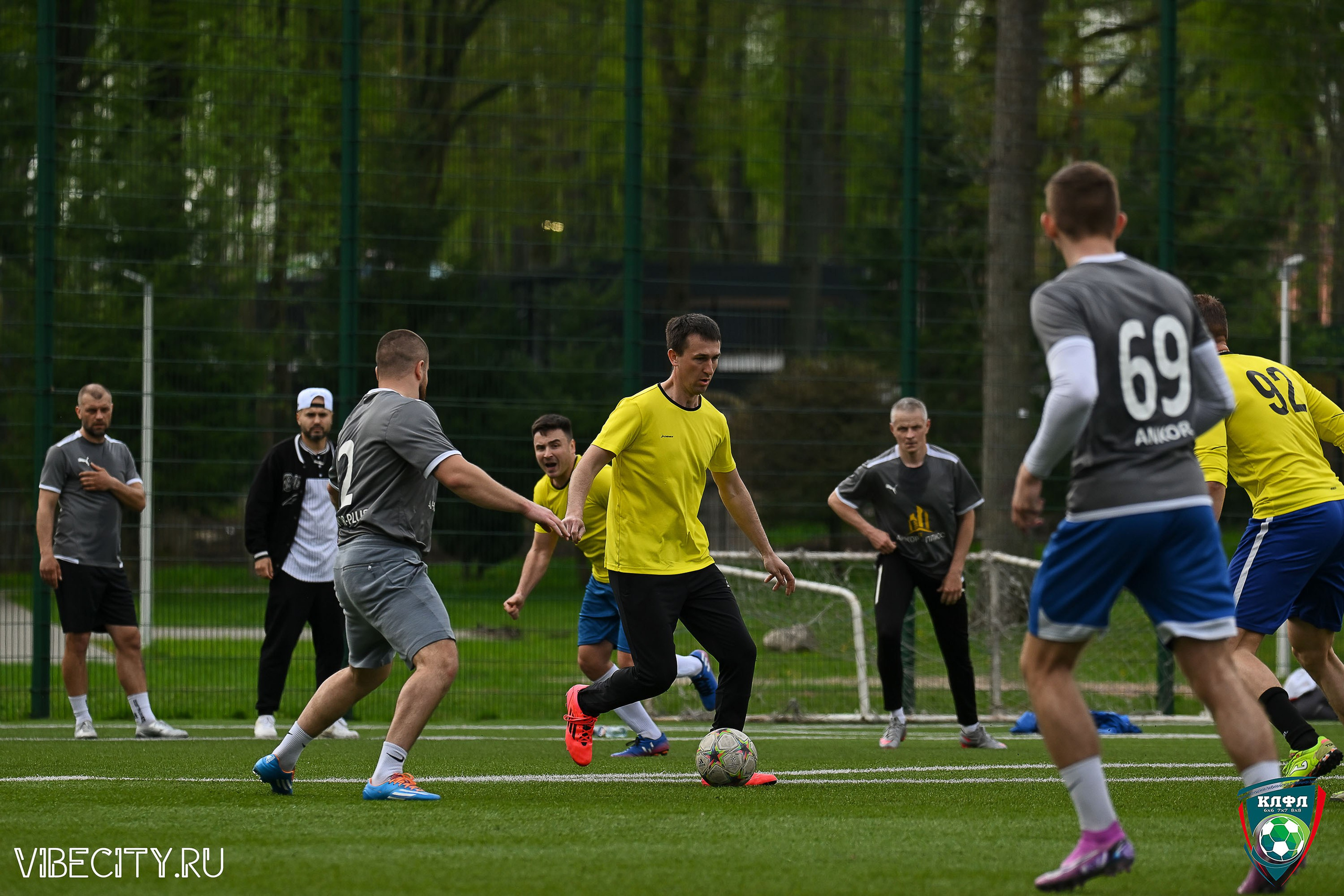 XX ЧЕМПИОНАТ КАЛИНИНГРАДСКОЙ ЛФЛ КАНЦМАРКЕТ39 сезона 2024–2025 гг. VIBECITY.RU Вайб Сити Ру Фоторепортажи Фотоотчеты Калининград