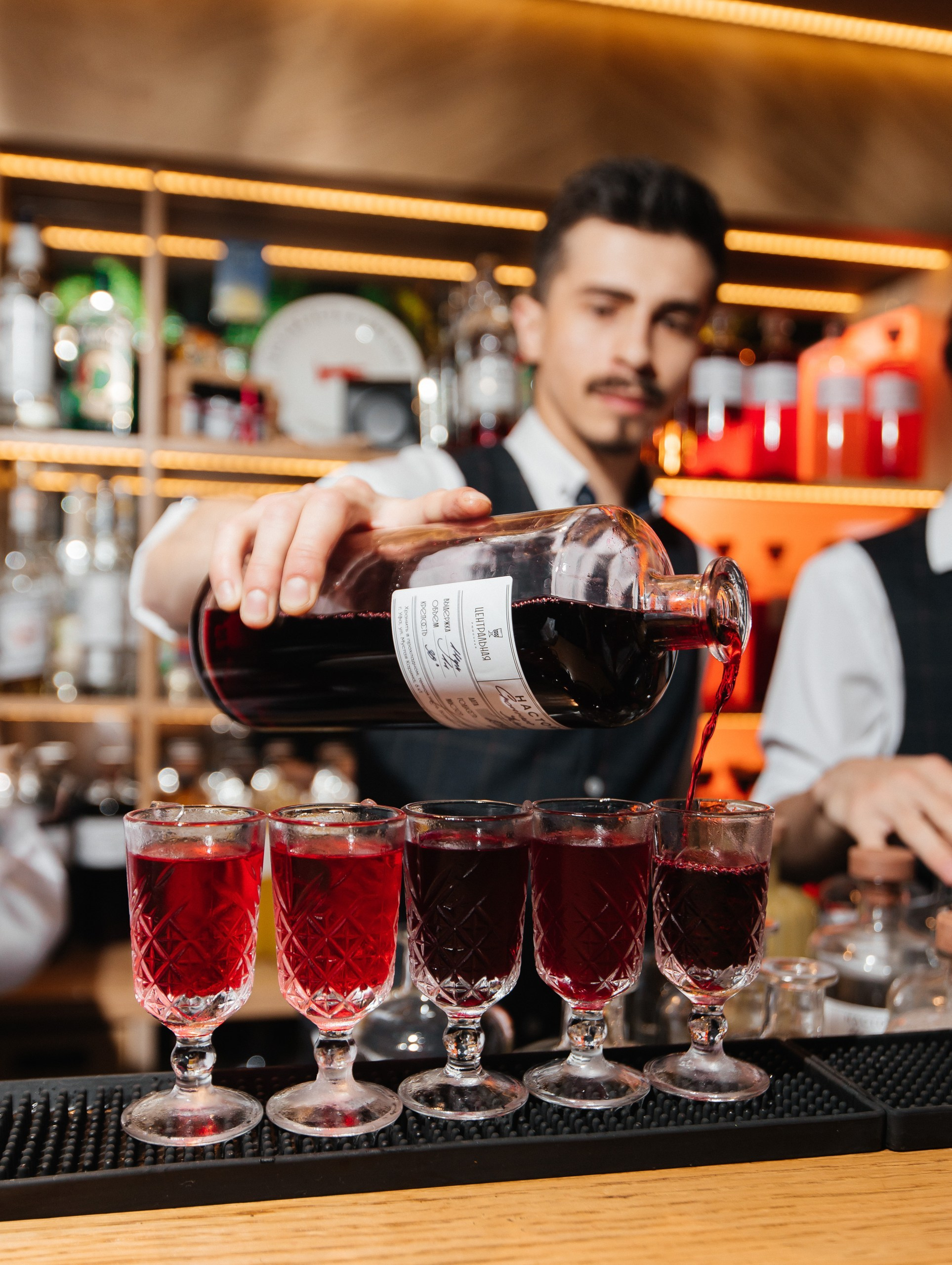 День рождения «Центральная рюмочная». Фотограф Артем Давыдов