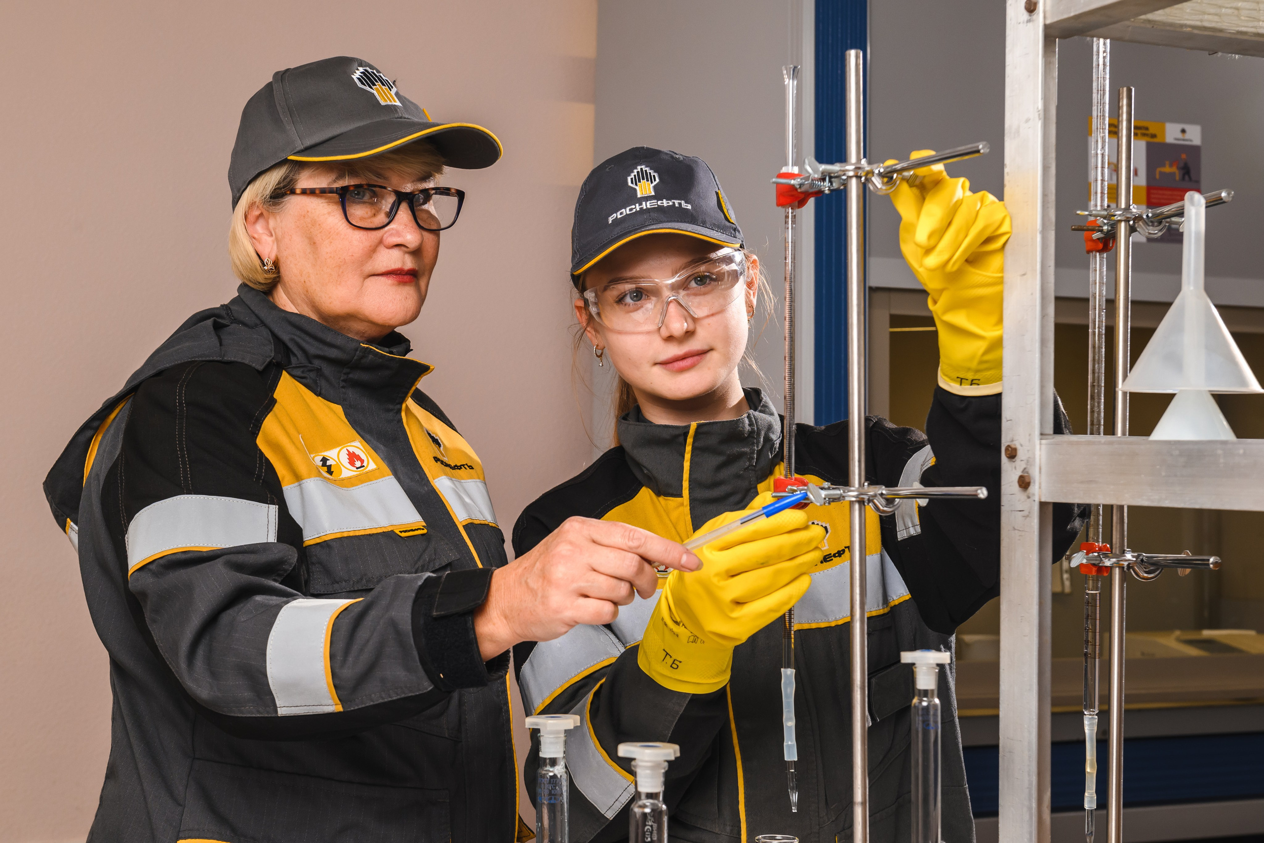 Куйбышевский НПЗ. Календарь