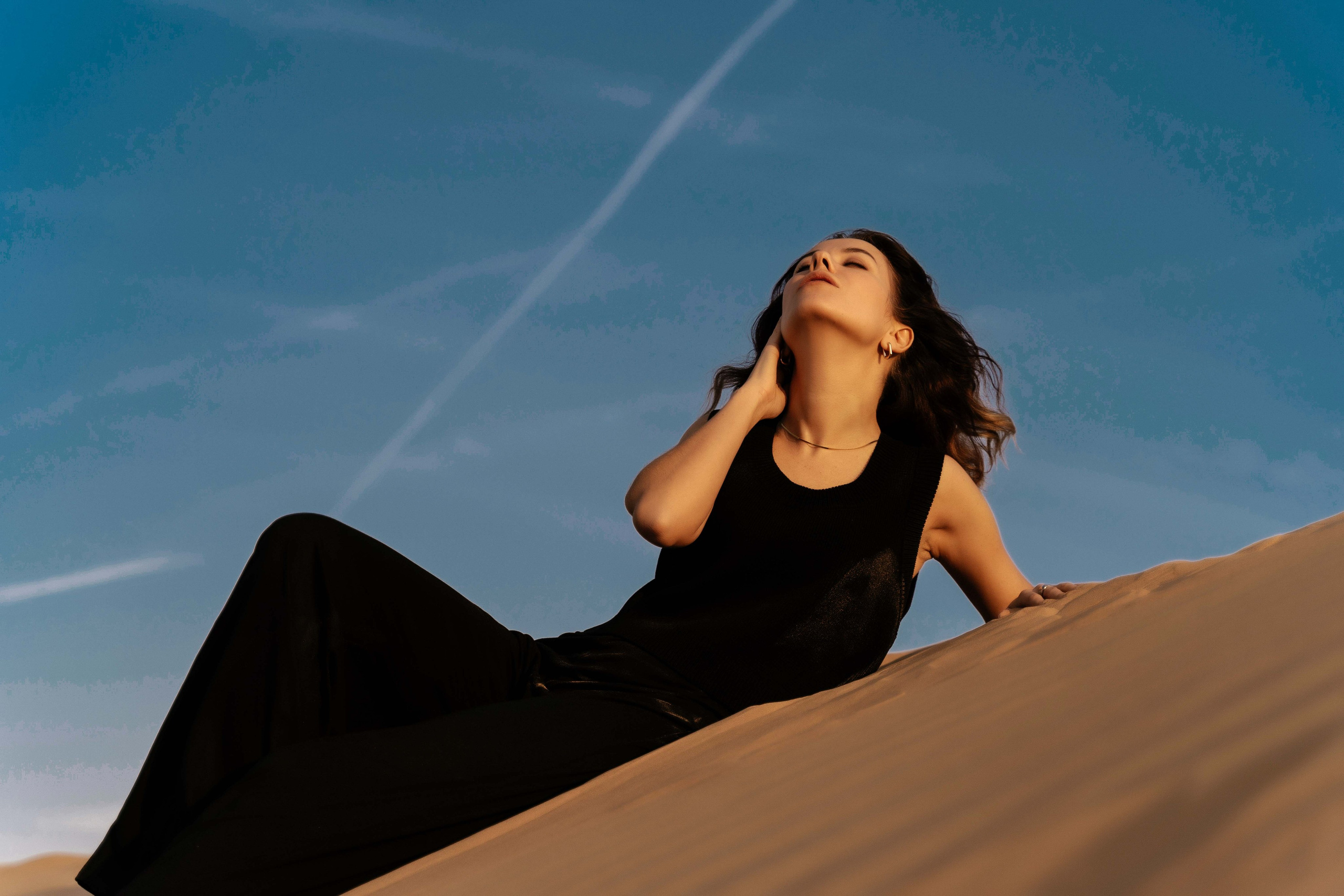 Наташа в пустыне 22 год. Фотограф и видеограф в Москве и Абу Даби Мария Кулагина