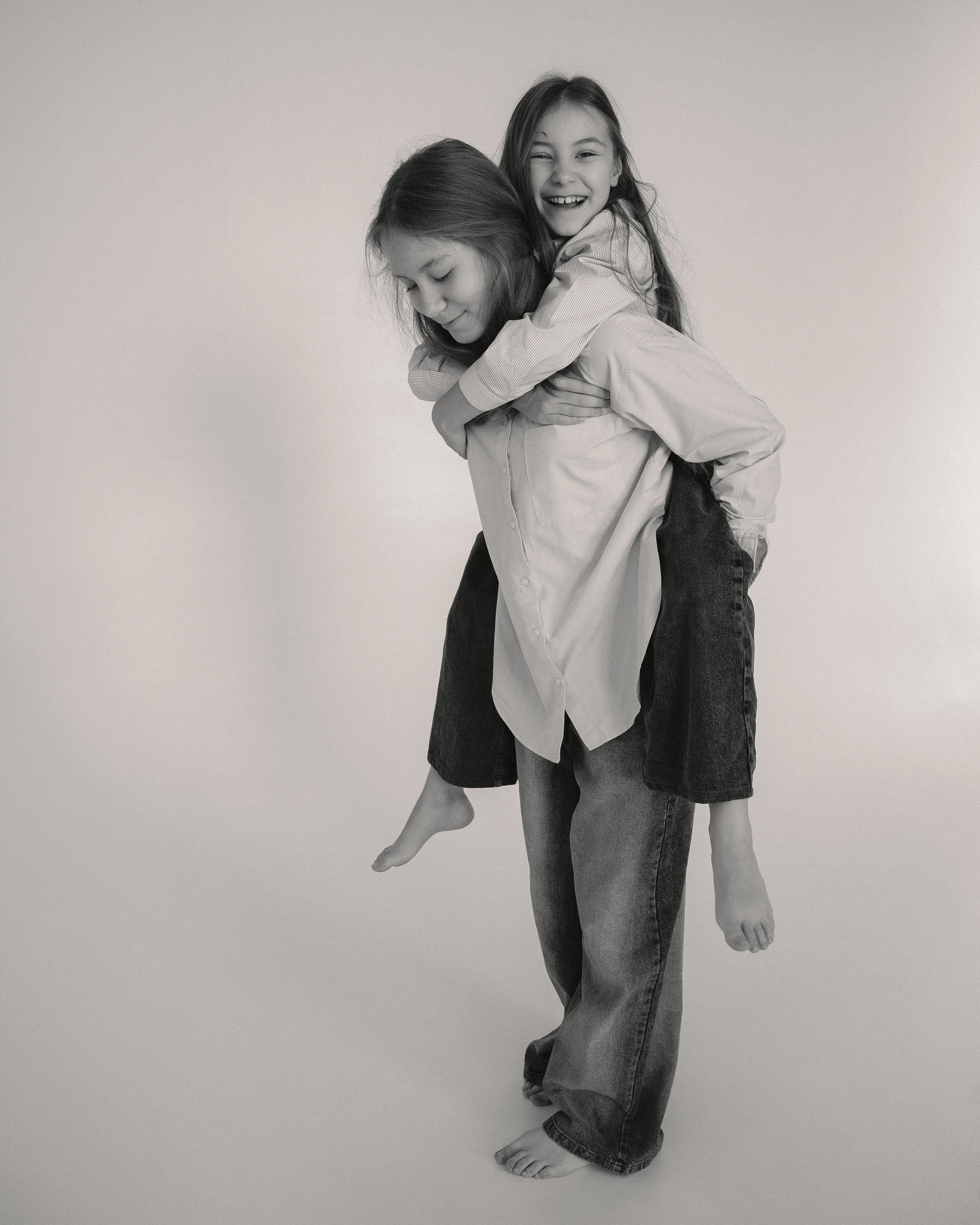 Сестры. Портретный фотограф в Москве — Захарова Полина