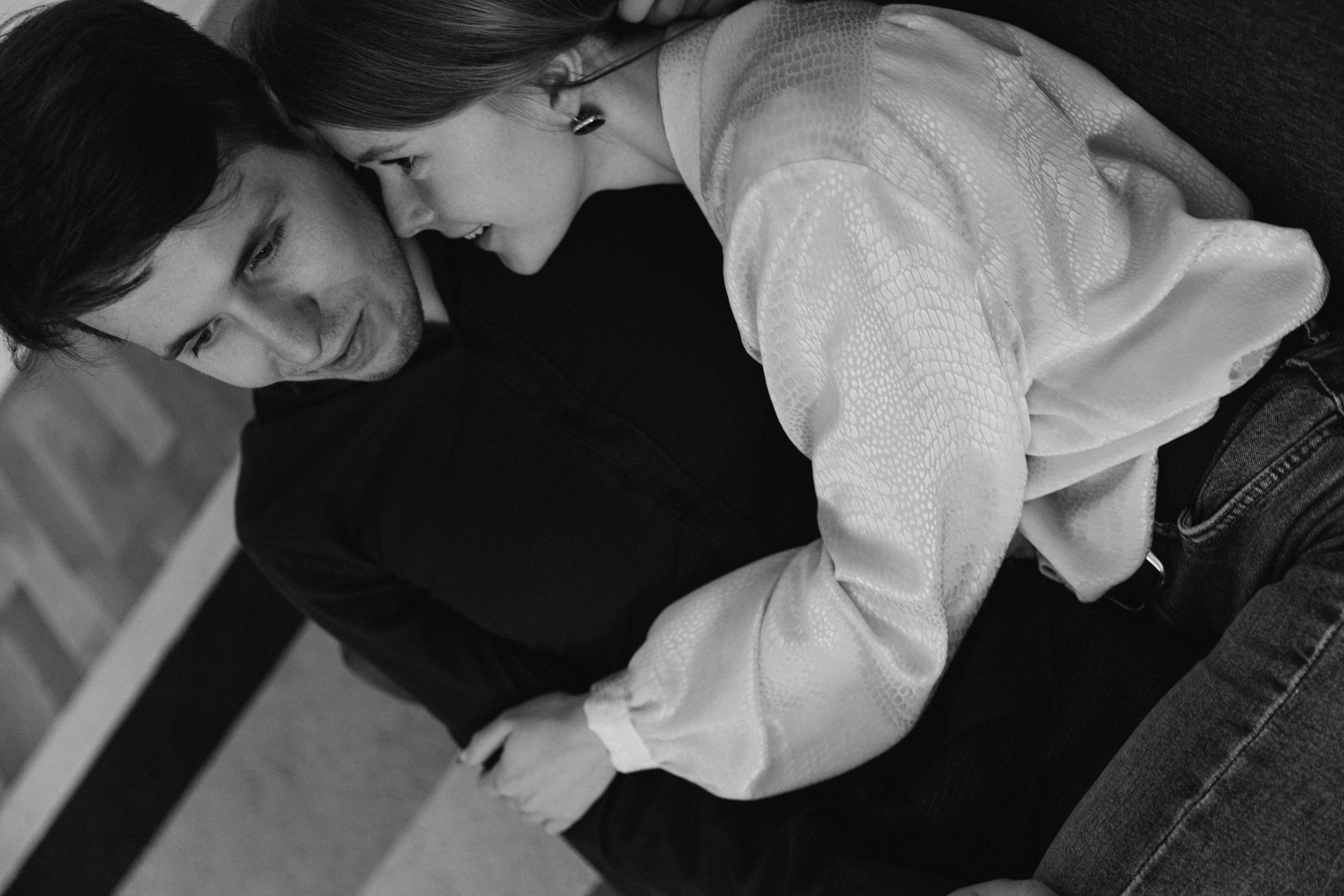 Love comes in the spring. Photographer in Paris