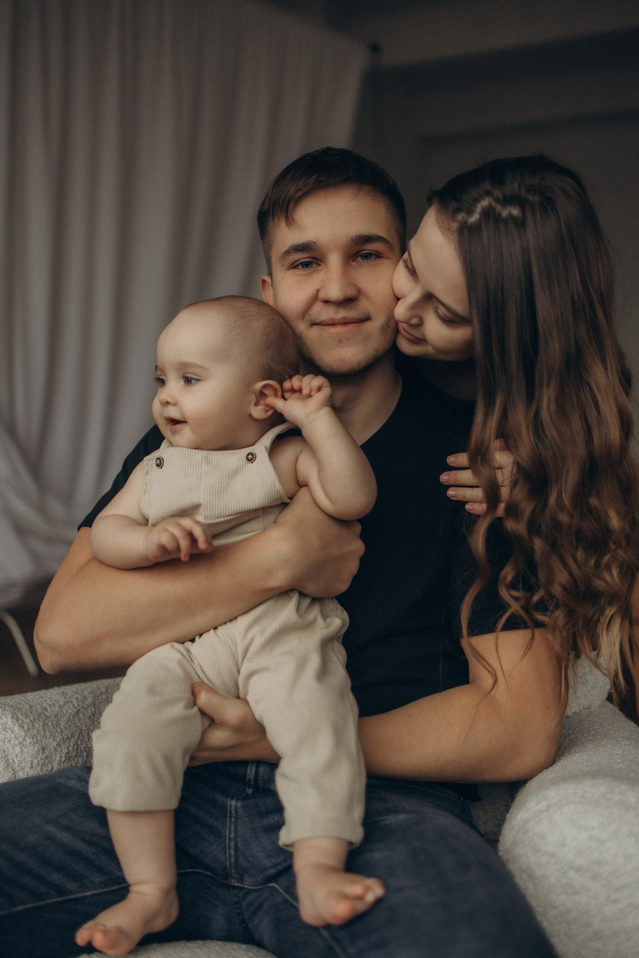 Настя, Никита и малышка Мира. Фотокарточки о вас и о большой любви!