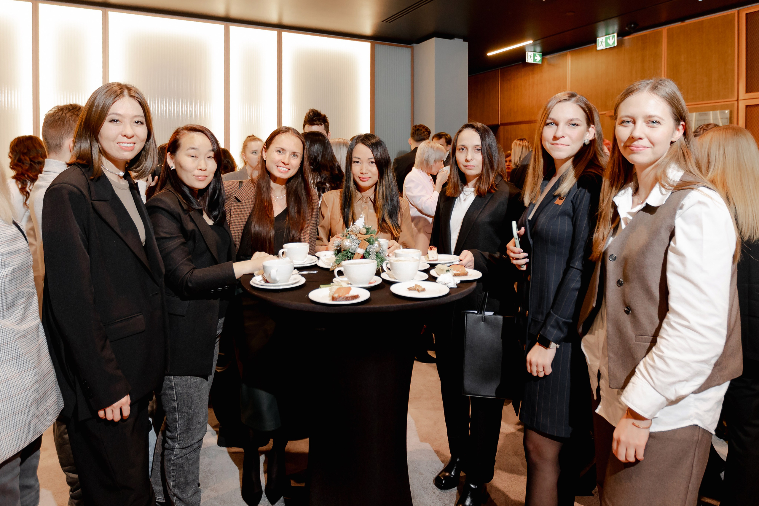 Бизнес конференция. Свадебный и контент фотограф в Москве — Юлия Барно (Баранова)