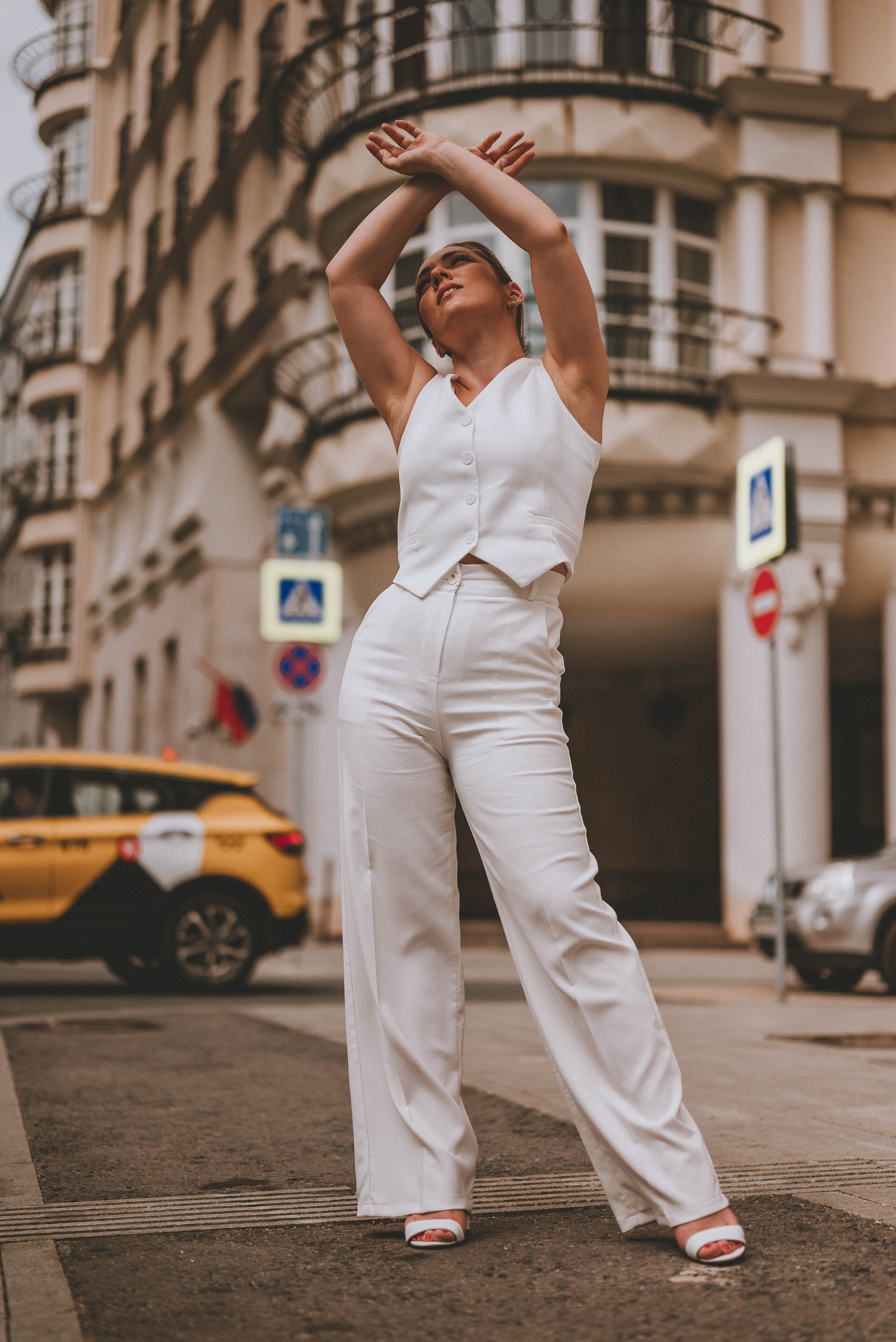 Виктория_Патрики и Кудринская площадь. Фотограф Кристина Пархоменко