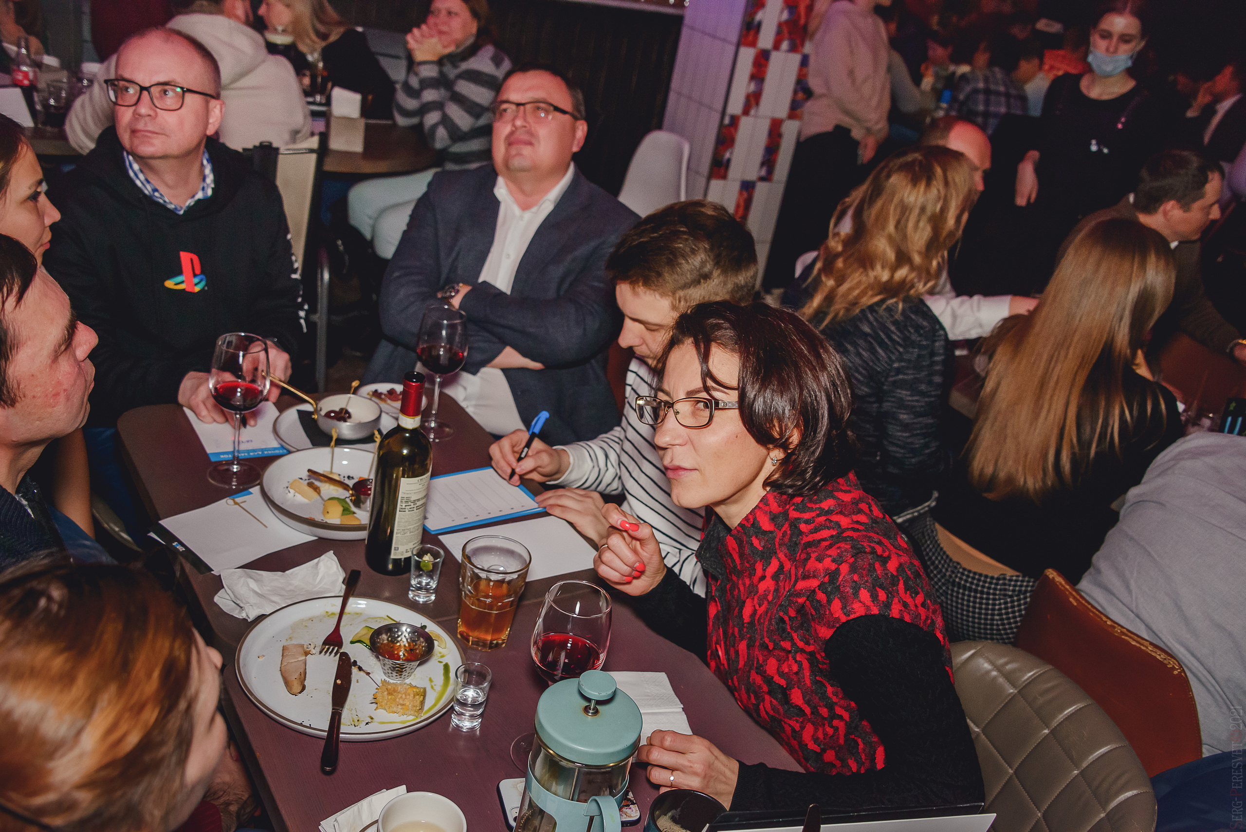 Репортажная фотосъемка в Москве на квиз, тимбилдинг, Сергей Пересвет. Ваш фотограф на праздник в Москве, Раменском, Жуковском, Люберцах