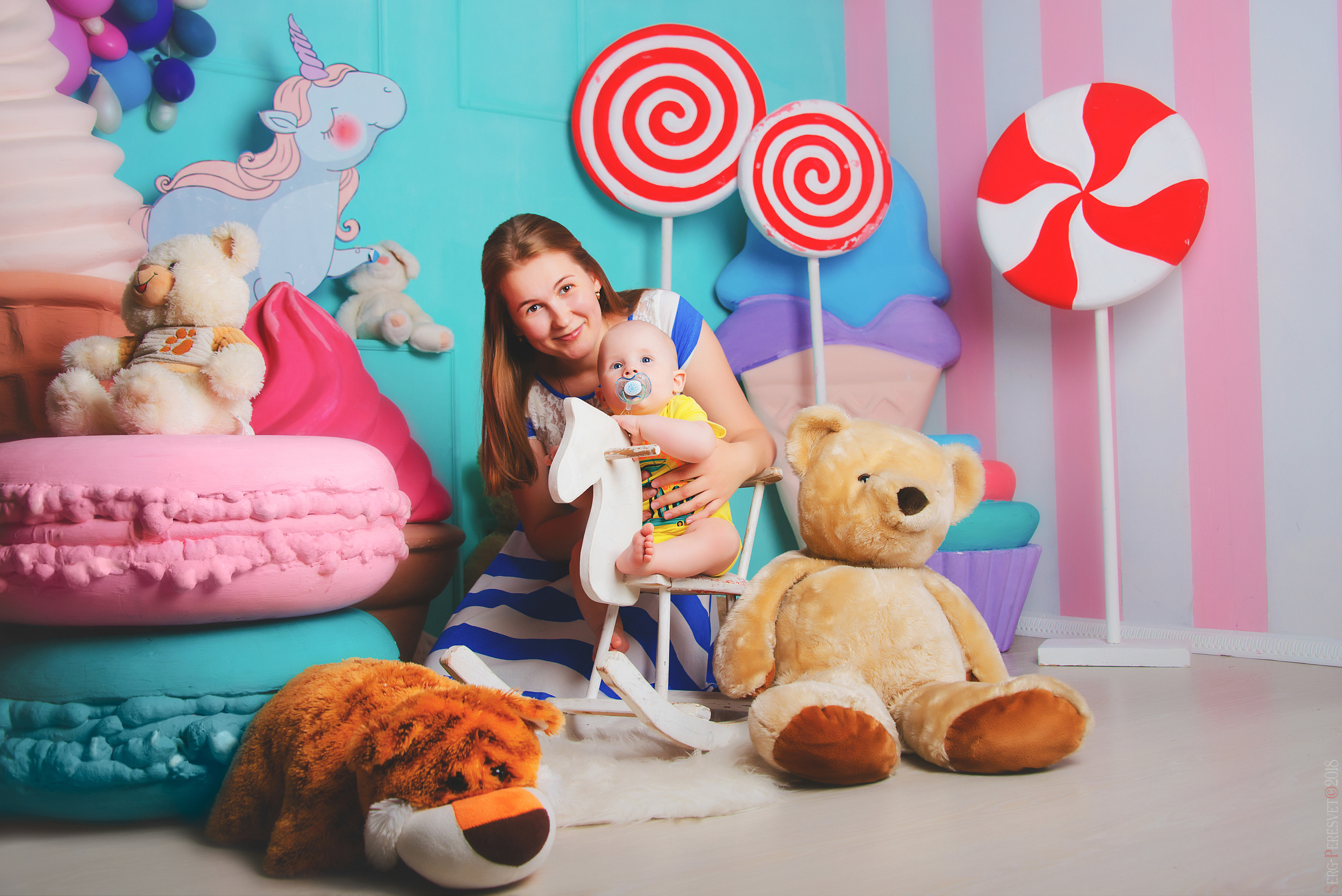 Семейные и детские фотосессии в Москве, фотограф Сергей Пересвет. Ваш фотограф на праздник в Москве, Раменском, Жуковском, Люберцах