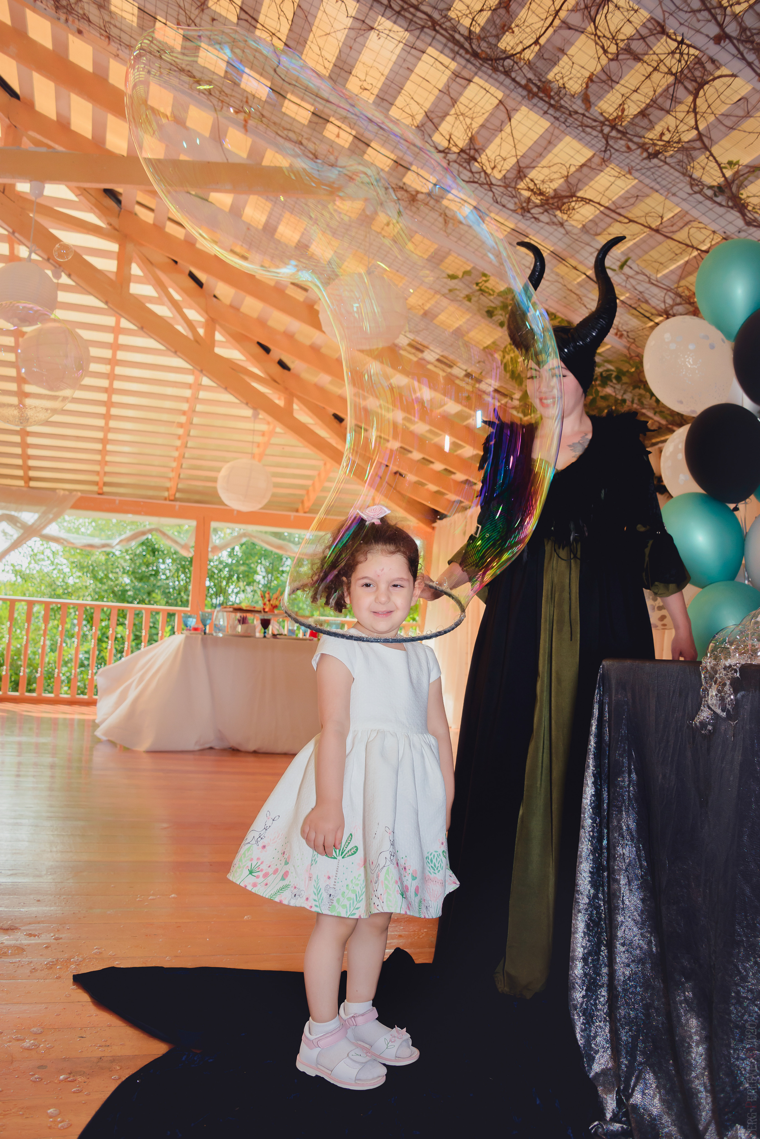 детское шоу мыльных пузырей, заказать мыльное шоу, мыльное шоу, мыльное шоу для детей, мыльное шоу Москва, семейная фотосессия в студии с детьми, фотограф на день рождения, фотограф на детский день рождения, фотограф на детский праздник, фотограф на праздник, фотограф на праздник цена, фотосессия с ребенком, шоу мыльных пузырей, шоу мыльных пузырей в саду, шоу мыльных пузырей для детей, шоу мыльных пузырей Люберцы, шоу мыльных пузырей на день рождения, шоу мыльных пузырей на день рождения ребенка, шоу мыльных пузырей на дом, шоу мыльных пузырей цена