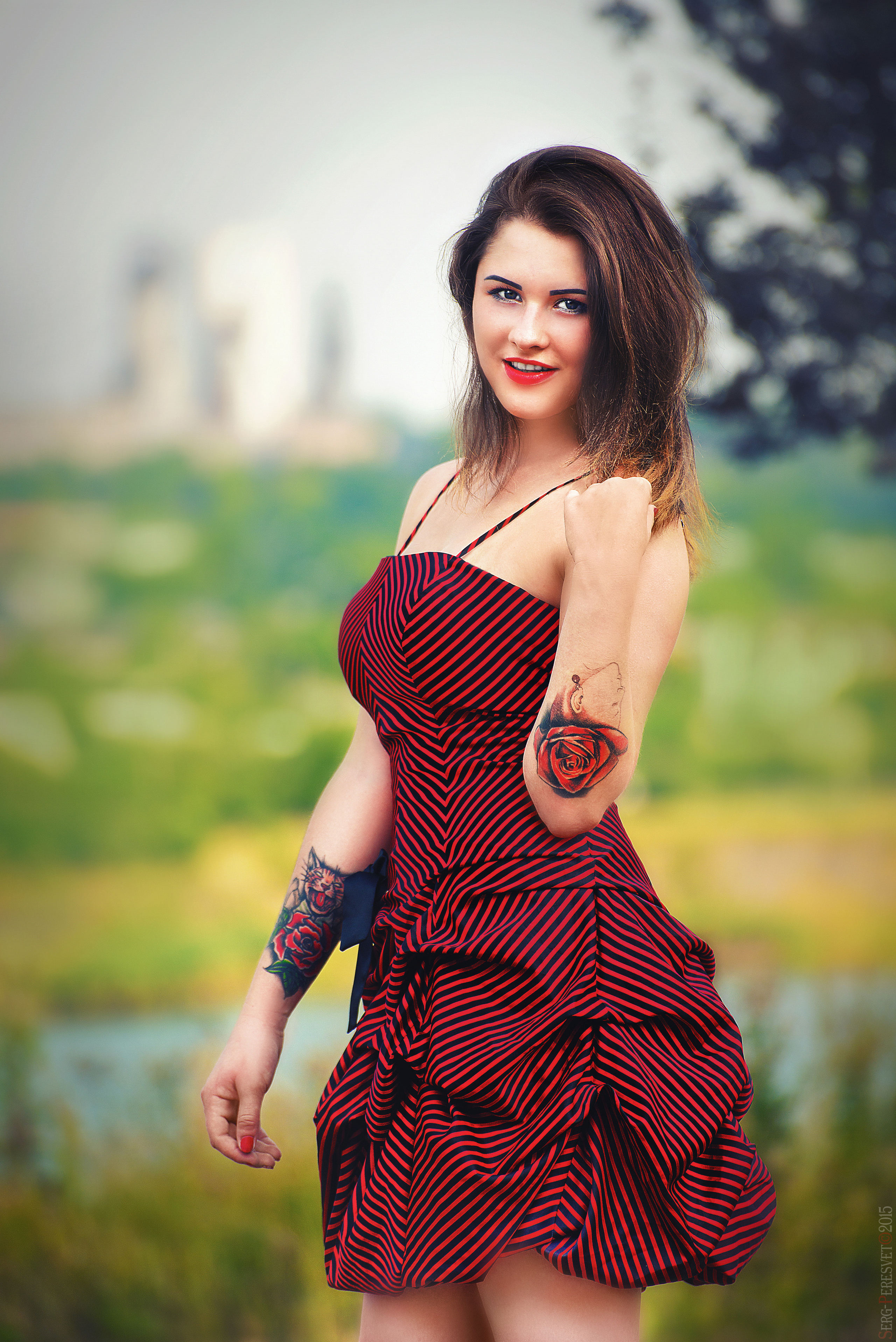 Фотосессия для девушек на природе в Москве - фотограф Сергей Пересвет. Ваш фотограф на праздник в Москве, Раменском, Жуковском, Люберцах