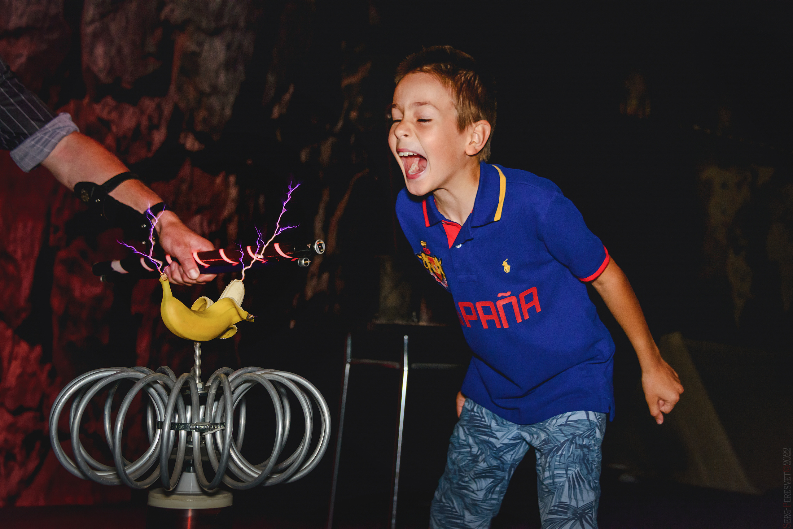 детское тесла шоу, заказать тесла шоу, тесла шоу, тесла шоу в саду, тесла шоу для детей, тесла шоу Люберцы, тесла шоу Москва, тесла шоу на день рождения, тесла шоу на день рождения ребенка, тесла шоу на дом, тесла шоу цена, фотограф на день рождения, фотограф на детский день рождения, фотограф на детский праздник, фотограф на праздник, фотограф на праздник цена, фотосессия с ребенком, шоу тесла