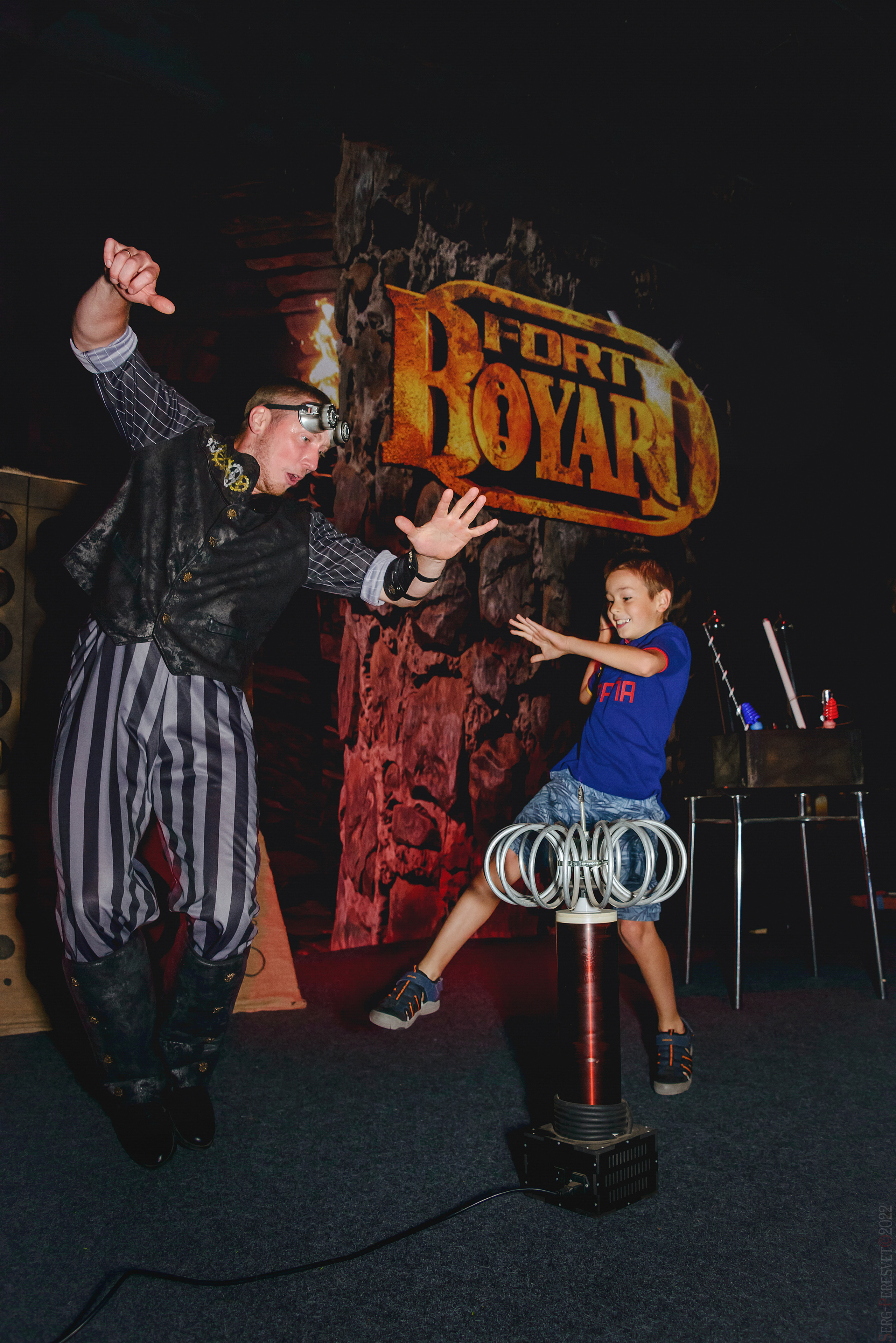 детское тесла шоу, заказать тесла шоу, тесла шоу, тесла шоу в саду, тесла шоу для детей, тесла шоу Люберцы, тесла шоу Москва, тесла шоу на день рождения, тесла шоу на день рождения ребенка, тесла шоу на дом, тесла шоу цена, фотограф на день рождения, фотограф на детский день рождения, фотограф на детский праздник, фотограф на праздник, фотограф на праздник цена, фотосессия с ребенком, шоу тесла