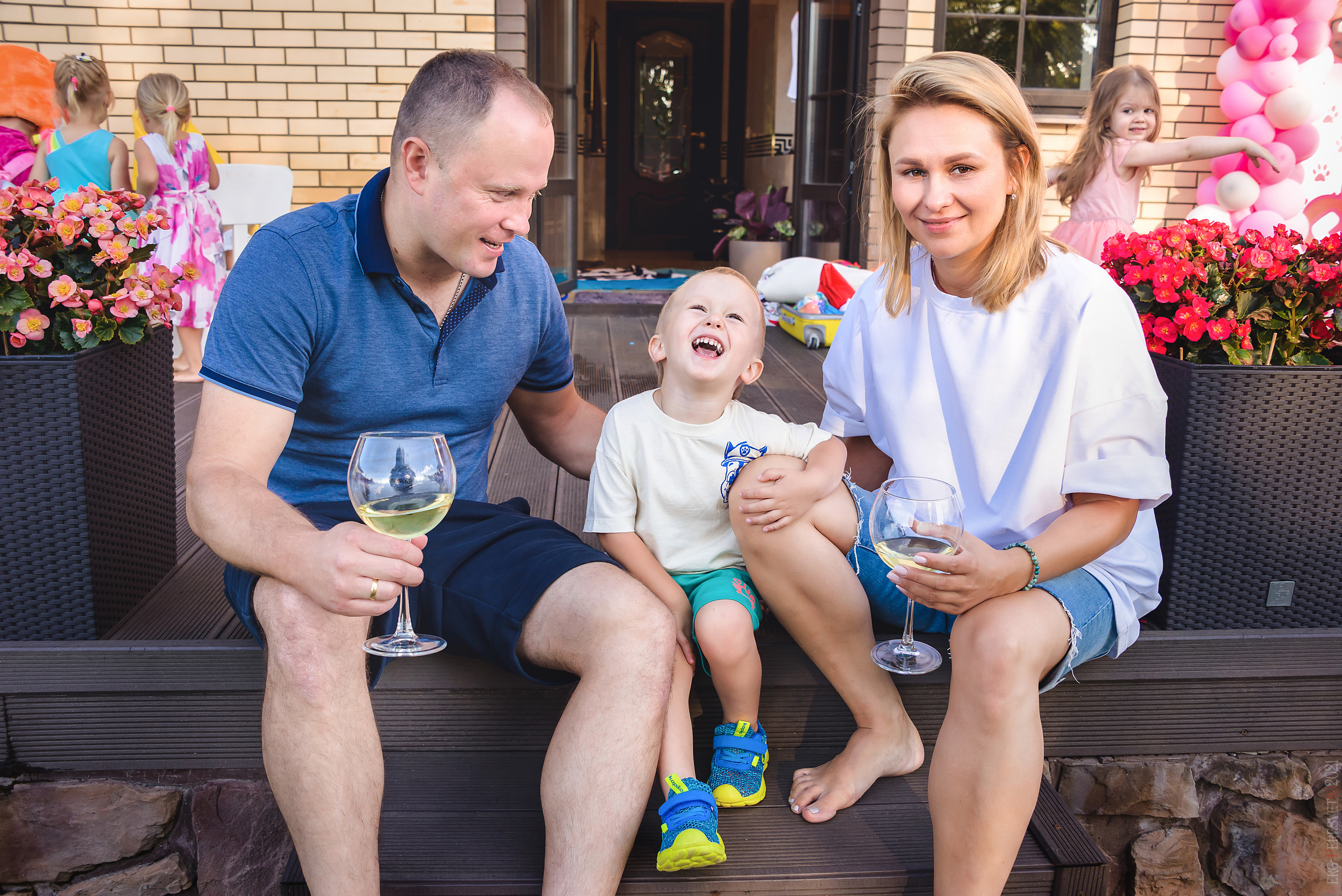 детская семейная фотосъемка, детская фотостудия, детская фотосъемка, детский фотограф, идеи для семейной фотосессии с детьми, идея ребенок семейный студия фотосессия, празднование дня рождения ребенка, семейная фотосессия в студии с детьми, семейная фотосессия в студии с детьми идеи, семейная фотосессия с детьми, семейная фотосъемка, семейная фотосъемка в Раменском, семейный фотограф, семейный фотограф Раменское, фотограф на детский праздник, фотограф семейные фото, фотосессия мама с детьми, фотосессия с ребенком, фотосессия с ребенком в студии, фотосъемка семейная студии