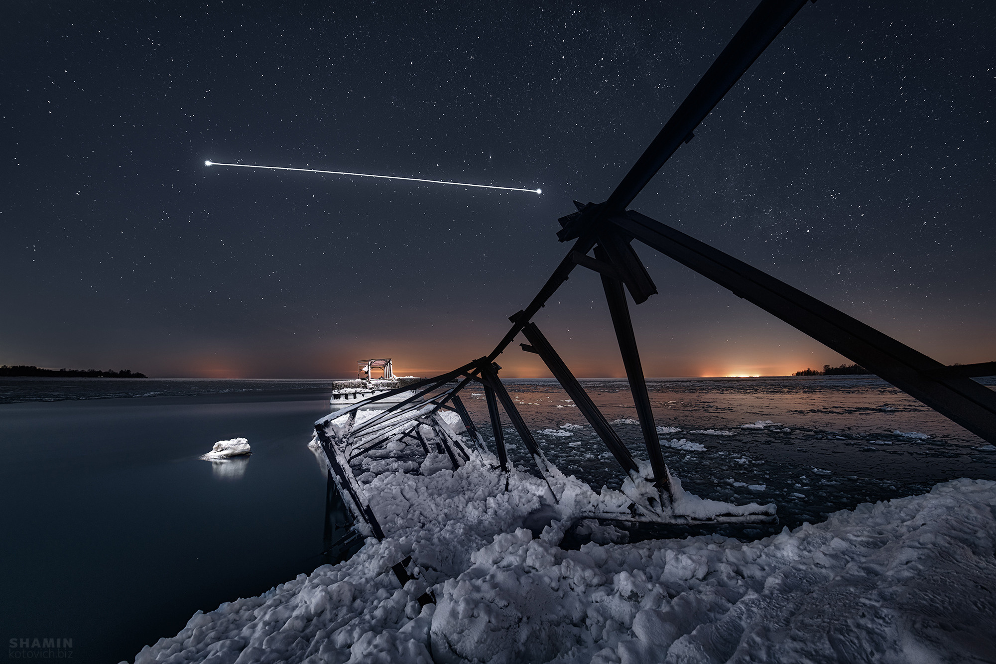 Ночной пейзаж. Фотограф Константин Шамин