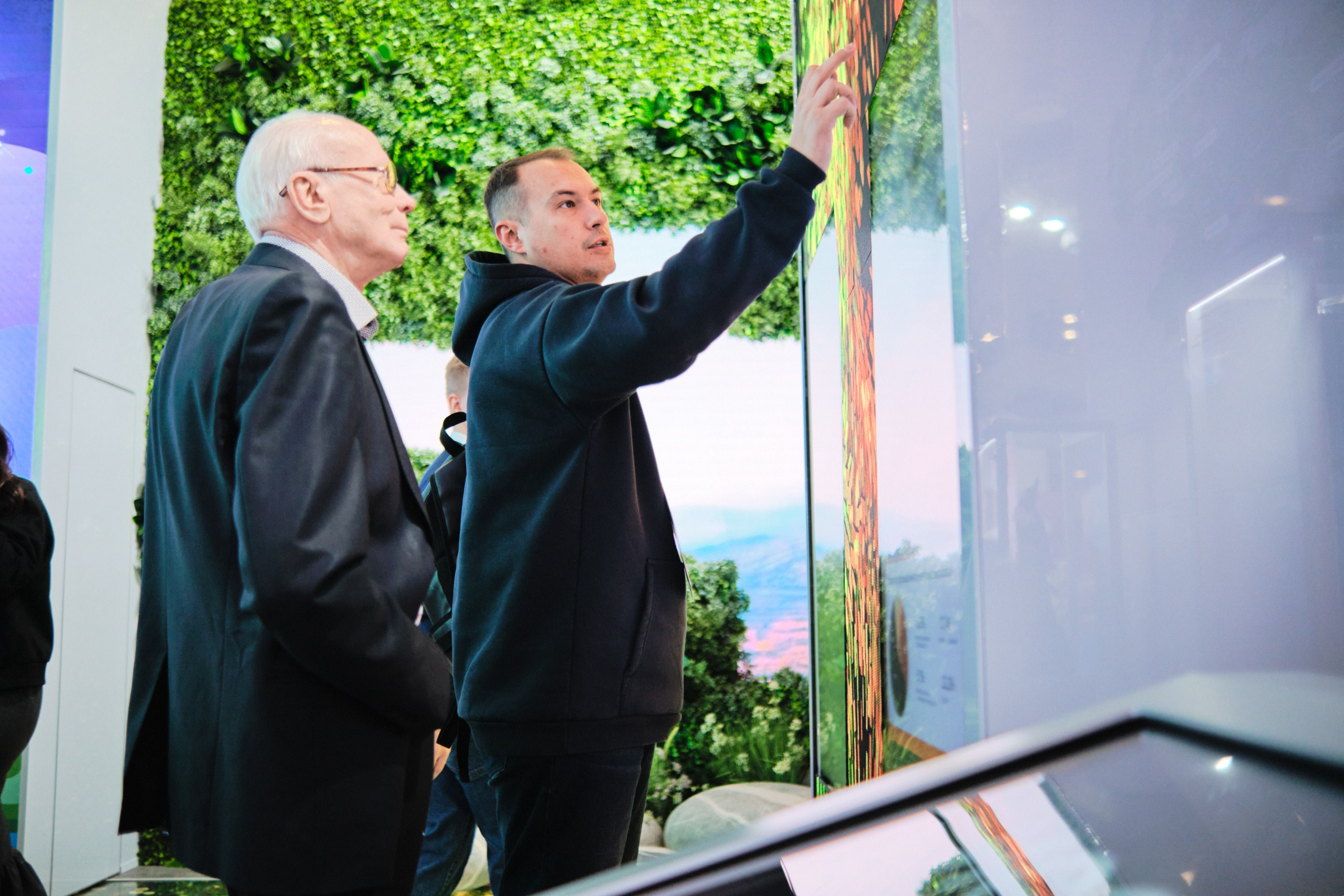 ВДНХ × Выставка «Россия». Матвей Яворский — фотограф в Челябинске