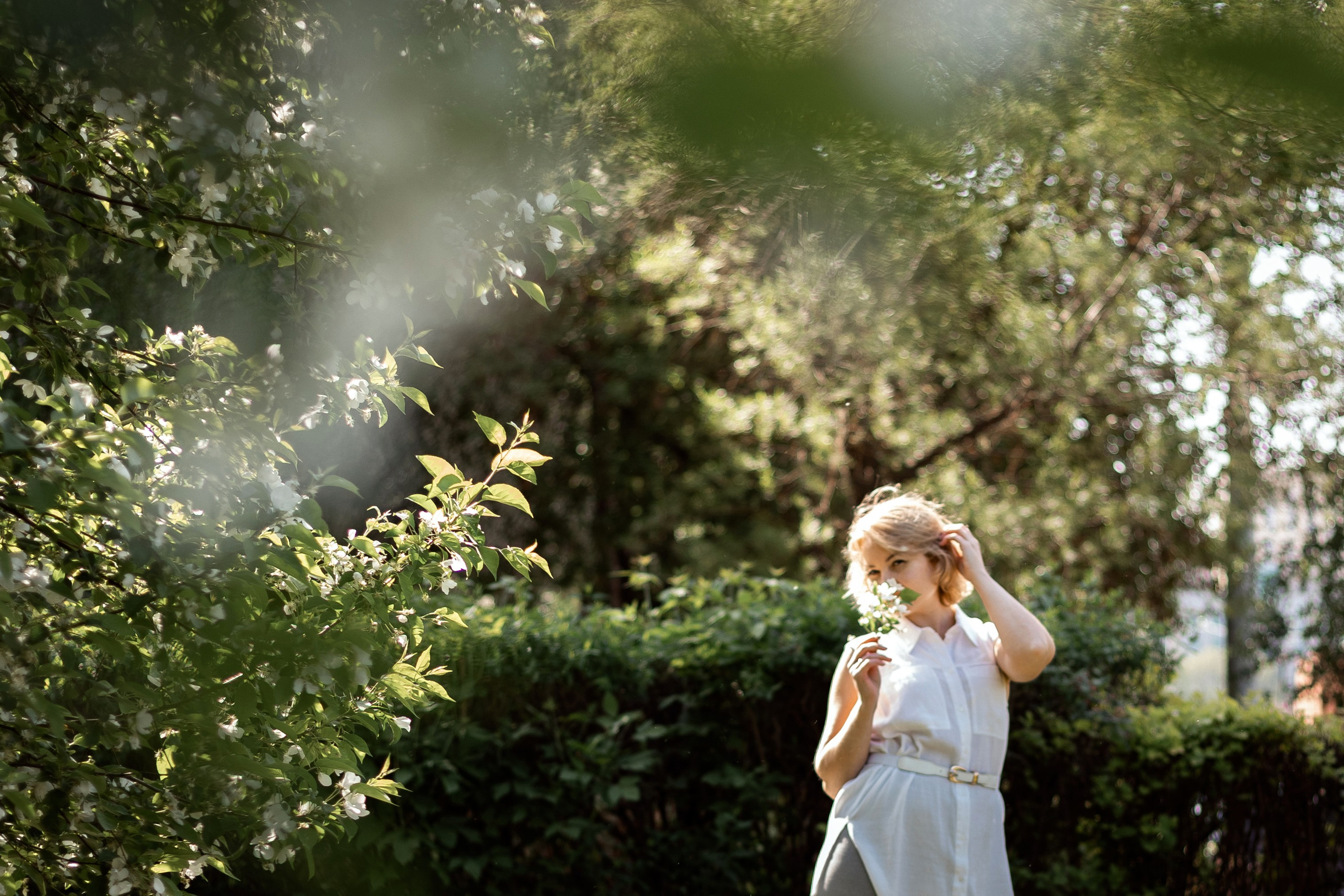 Цветение яблони 2023. Фотограф Пермь. Свадьбы. Семья и дети, школа, д. сад. Фотокниги