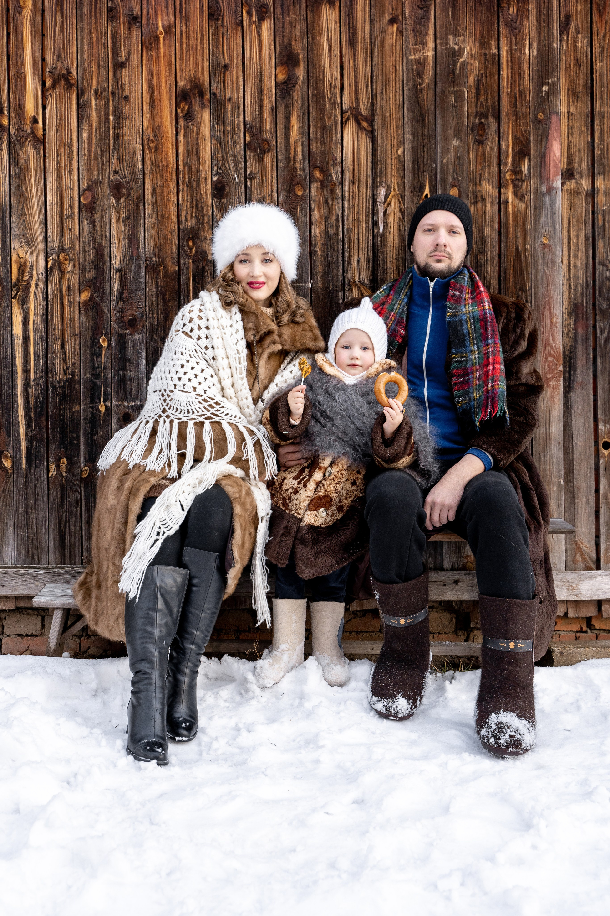 Домашняя семейная фотосессия в Москве, Домодедово, Видное, Бутово, Щербинка. Семейный фотограф Москва и Московская область. Семейная фотосессия на природе. Фотосессия детского праздника. Фотосессия юбилея. Фотосессия в день рождения. Фотограф на годик ребенку. Детский фотограф. Фоторепортаж семейного праздника. Детский фотограф Москва.