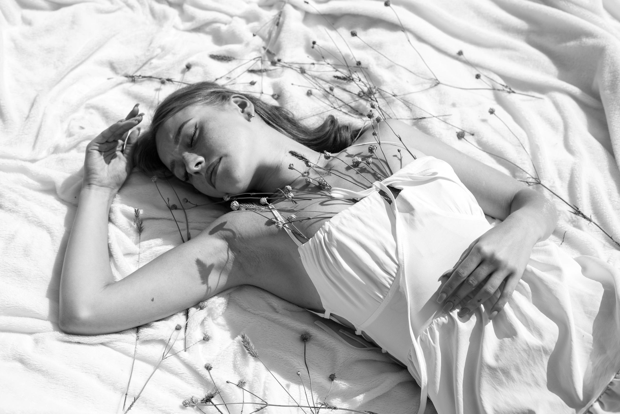 Нежность гор. Уличный фотограф Города N