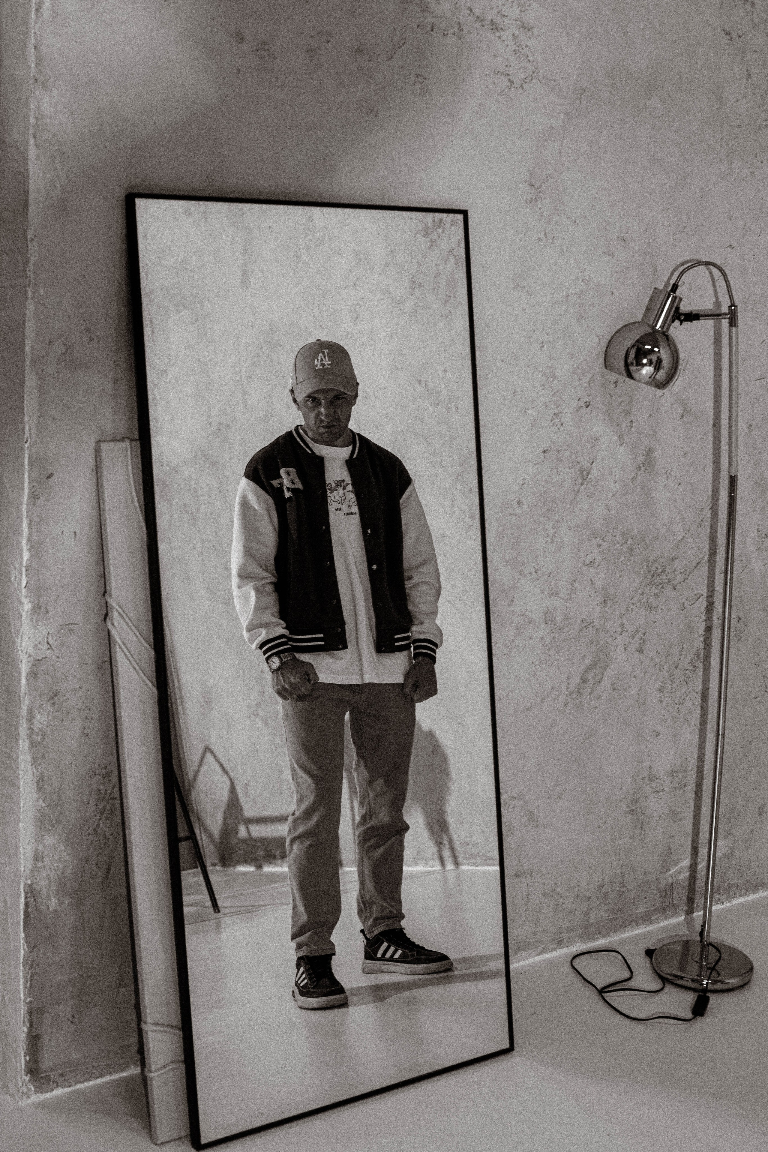 Студия. Уличный фотограф Города N