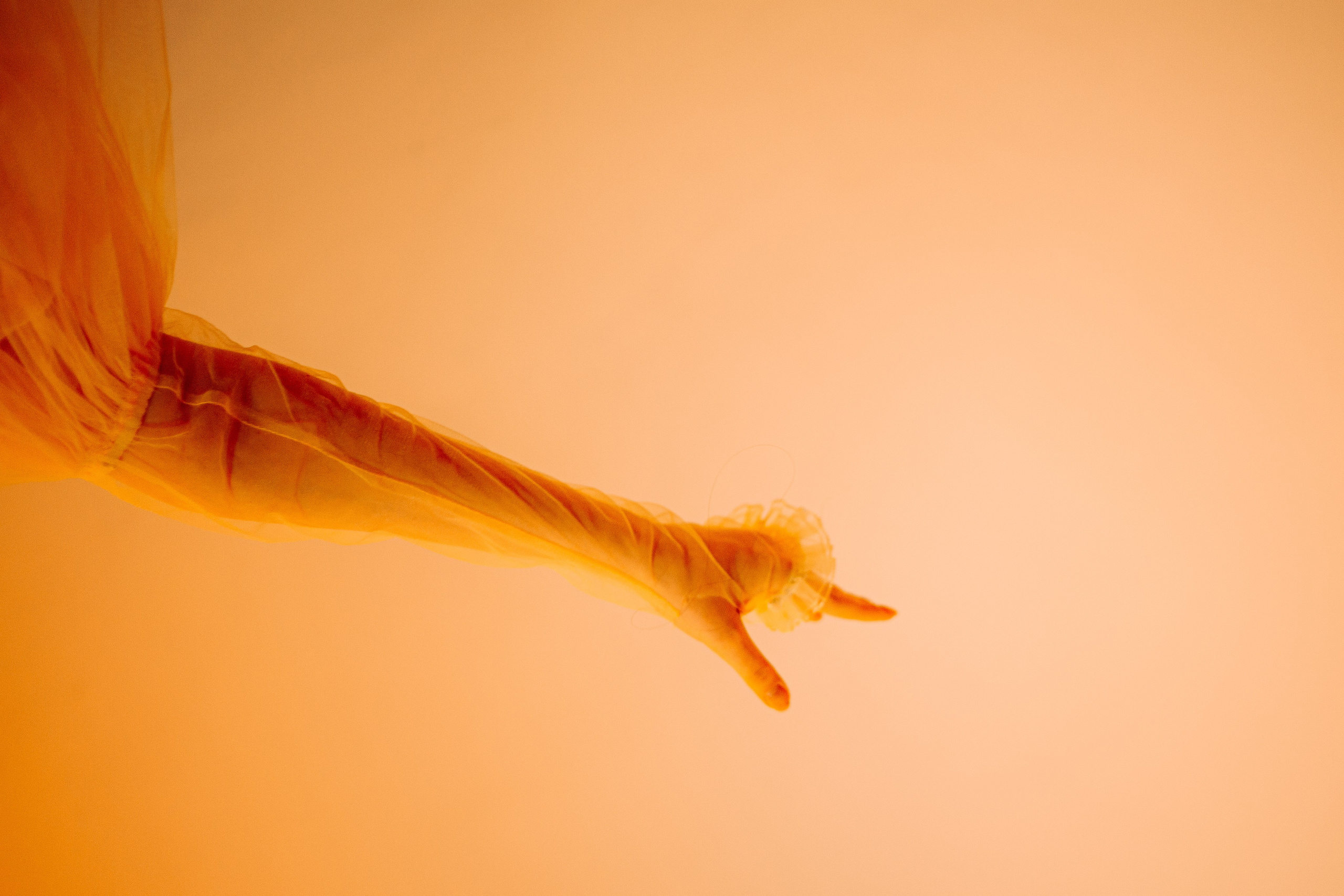 Магия танца: Солнце и Вода. Арт-фотограф Крис Л. в Тобольске: портрет, семейные, свадьбы