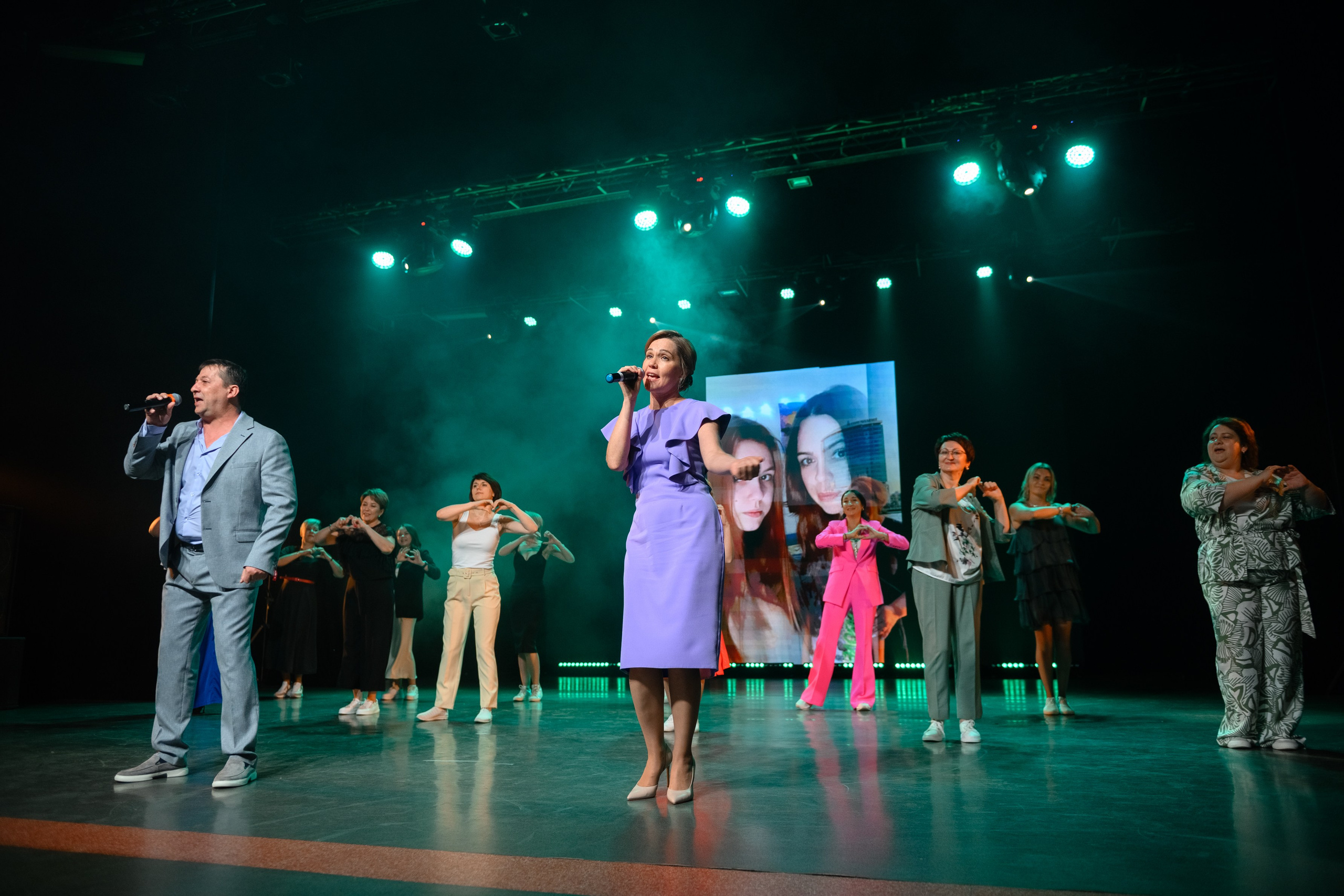 Выпускной в школе. Промышленный фотограф в Перми и Екатеринбурге Сергей Петровых