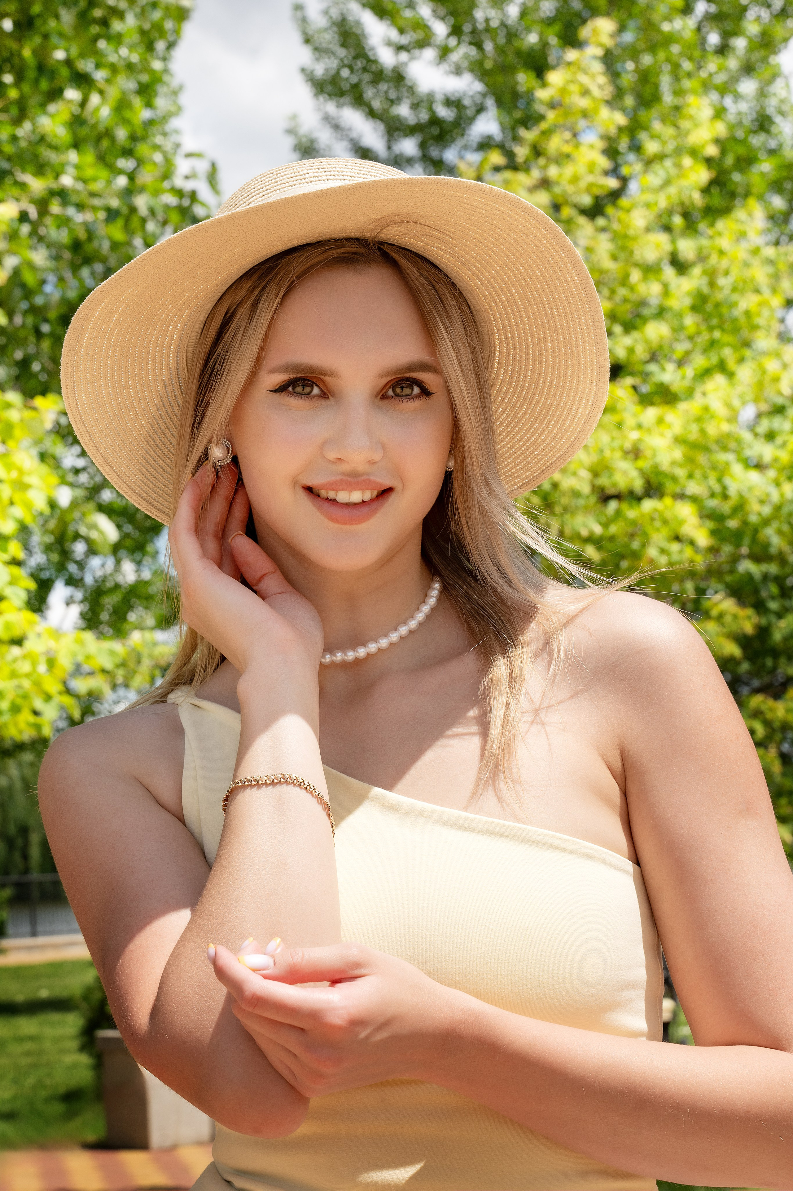 Не студийные. Главная