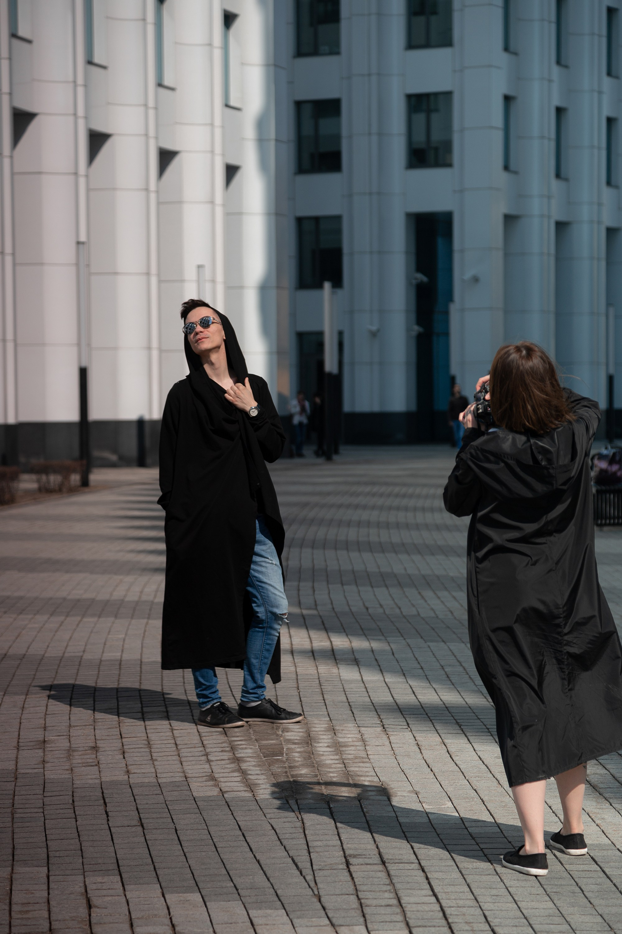 фотограф Анна Добрачёва, Анна Добрачева, фотосессия влюбленных, ловстори, love story, фотосъемка на улице, фотосессия на улице, БЦ Аквамарин