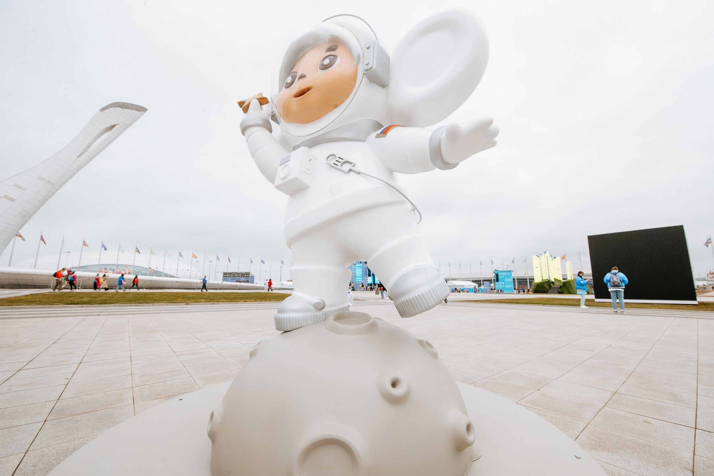 Всемирный фестиваль молодёжи в Сочи. RetroChic Фото