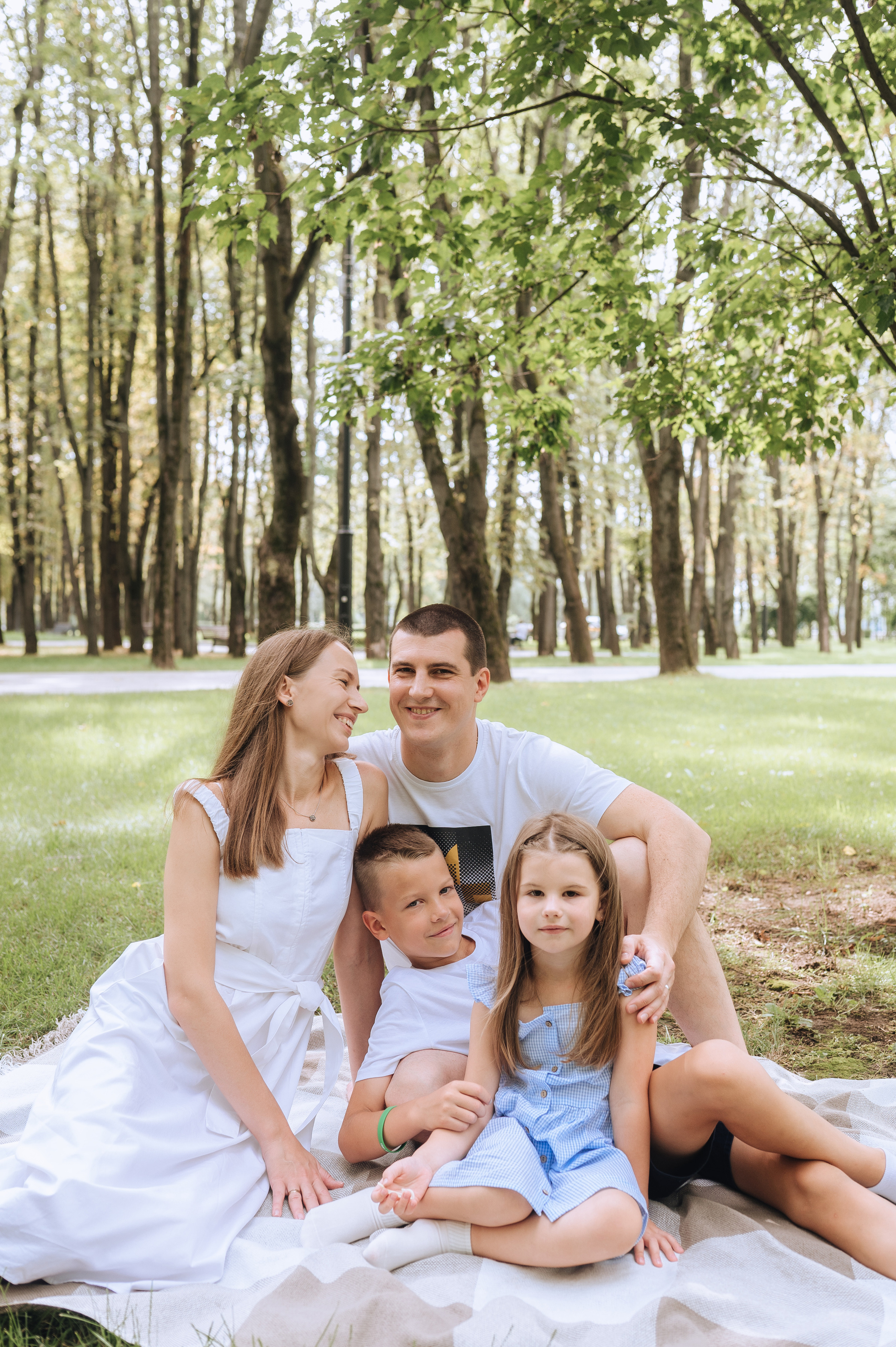 Семейная фотосессия на Речном вокзале. Фотограф в Москве и Московской области Таня Яблочкина