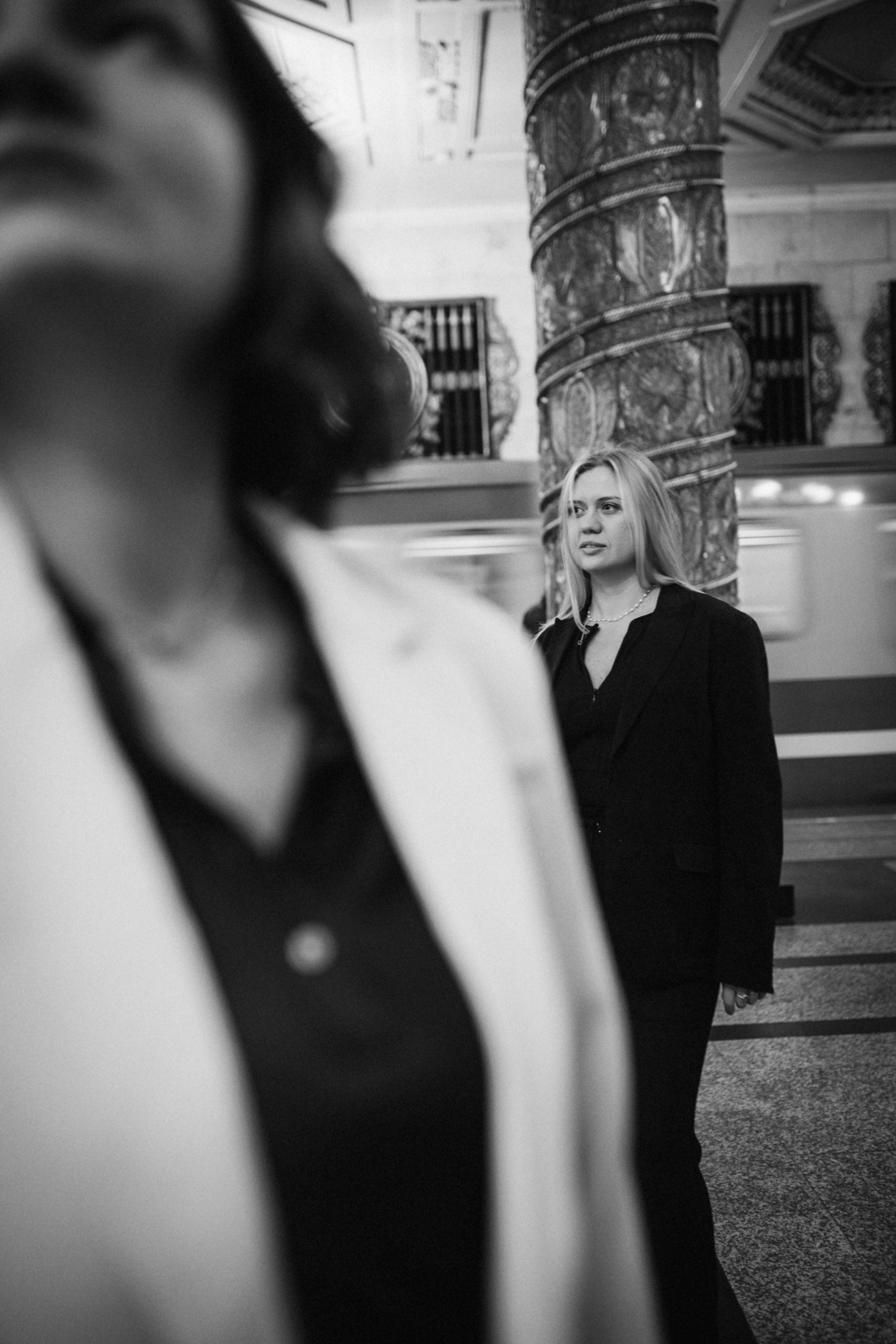 Катя и Кристина в метро. Klerout Photographer