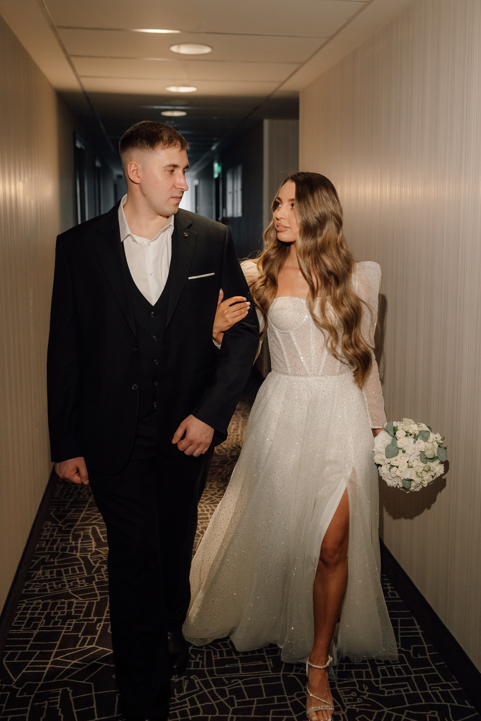 фотосессия в Демидов плаза Нижний Тагил, демидов плаза Нижний Тагил, Свадебная фотосессия в Демидов плазе Нижний Тагил, свадебная фотосессия Нижний Тагил, фотограф Нижний Тагил, свадебный фотограф Нижний Тагил и Екатеринбург