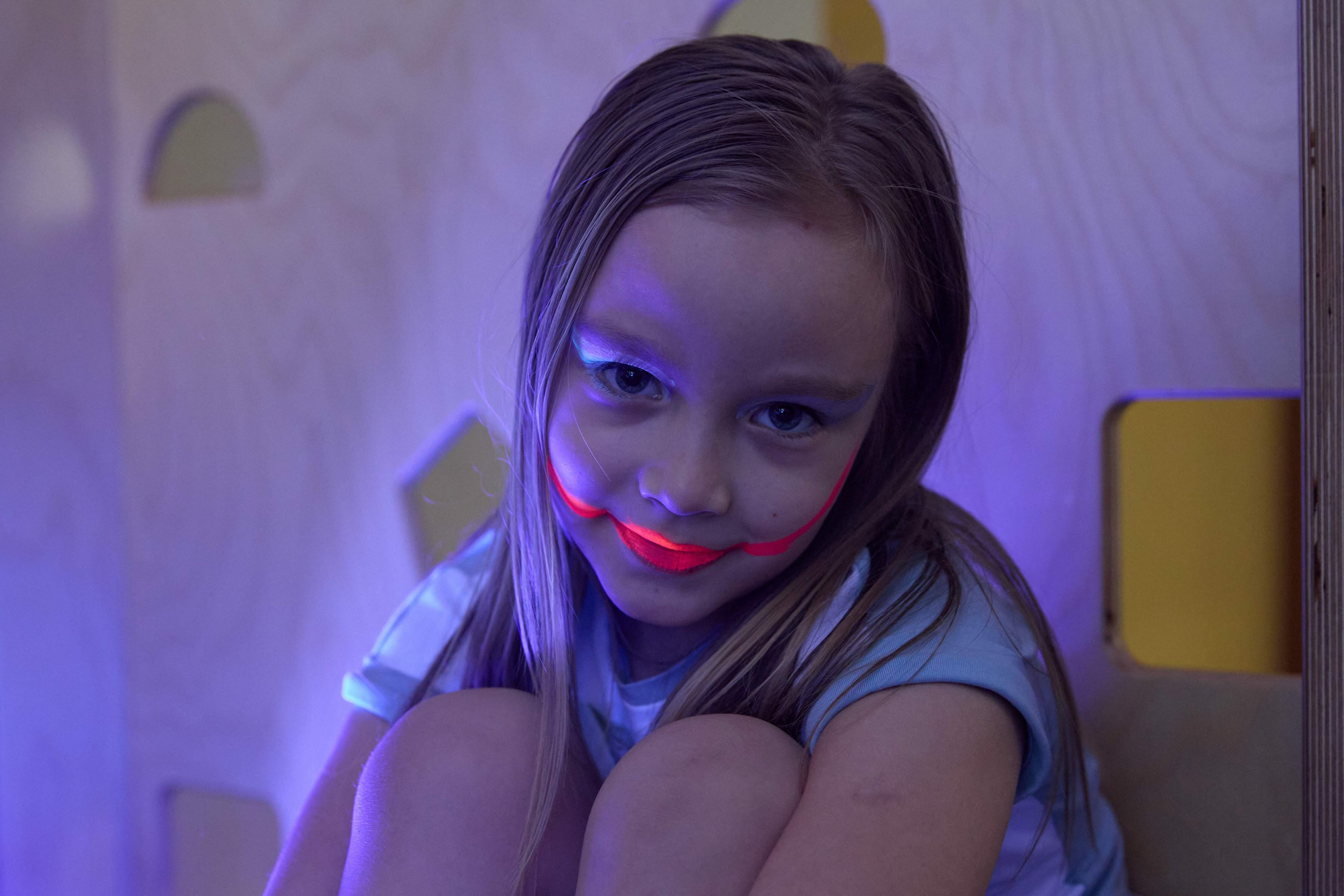 Детская фотосессия в темноте