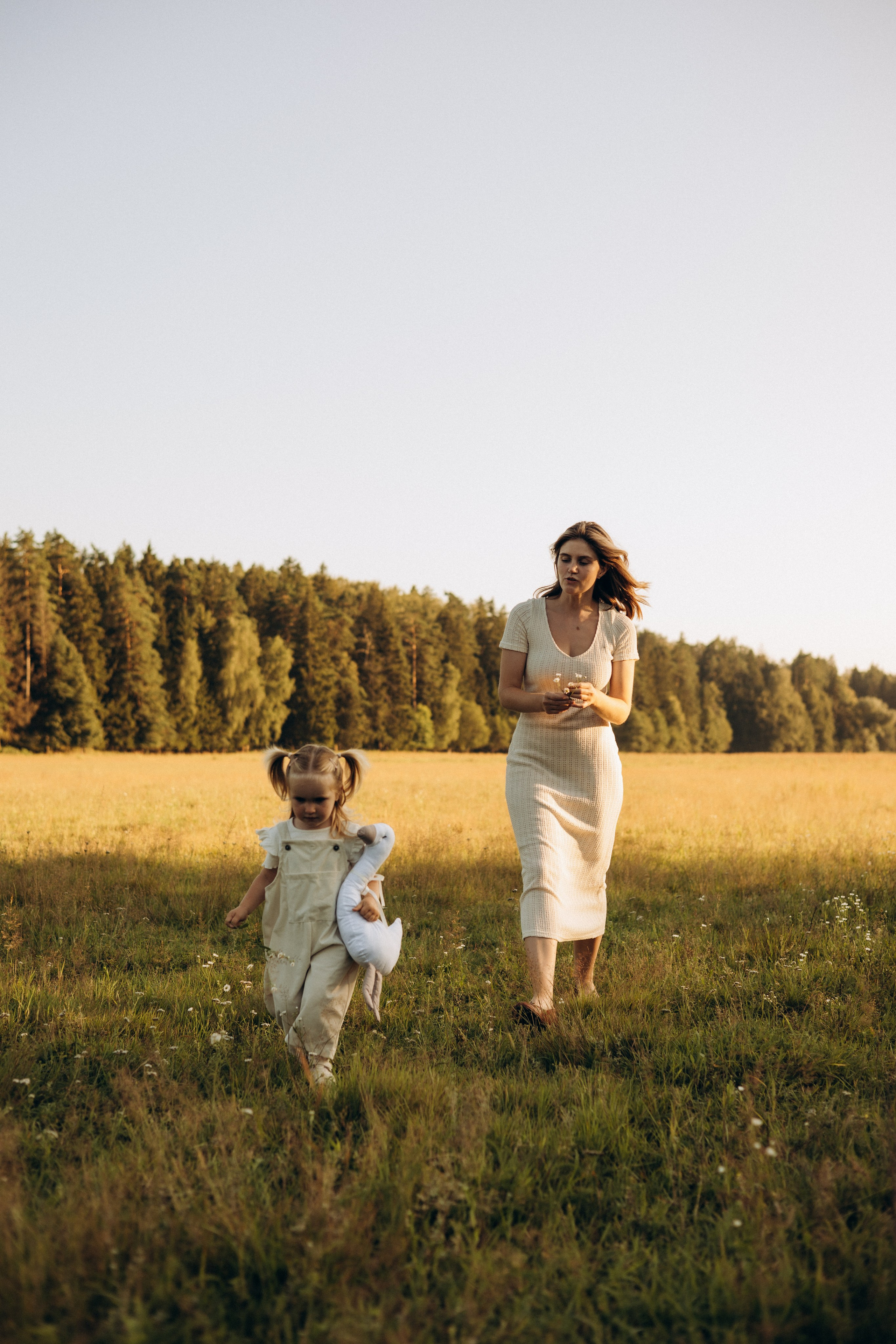 Мамочка и дочка (27.07.2025) г. Жуков (Калужская обл.). Надежда Стар семейный и церковный фотограф в Жукове и Калужской области