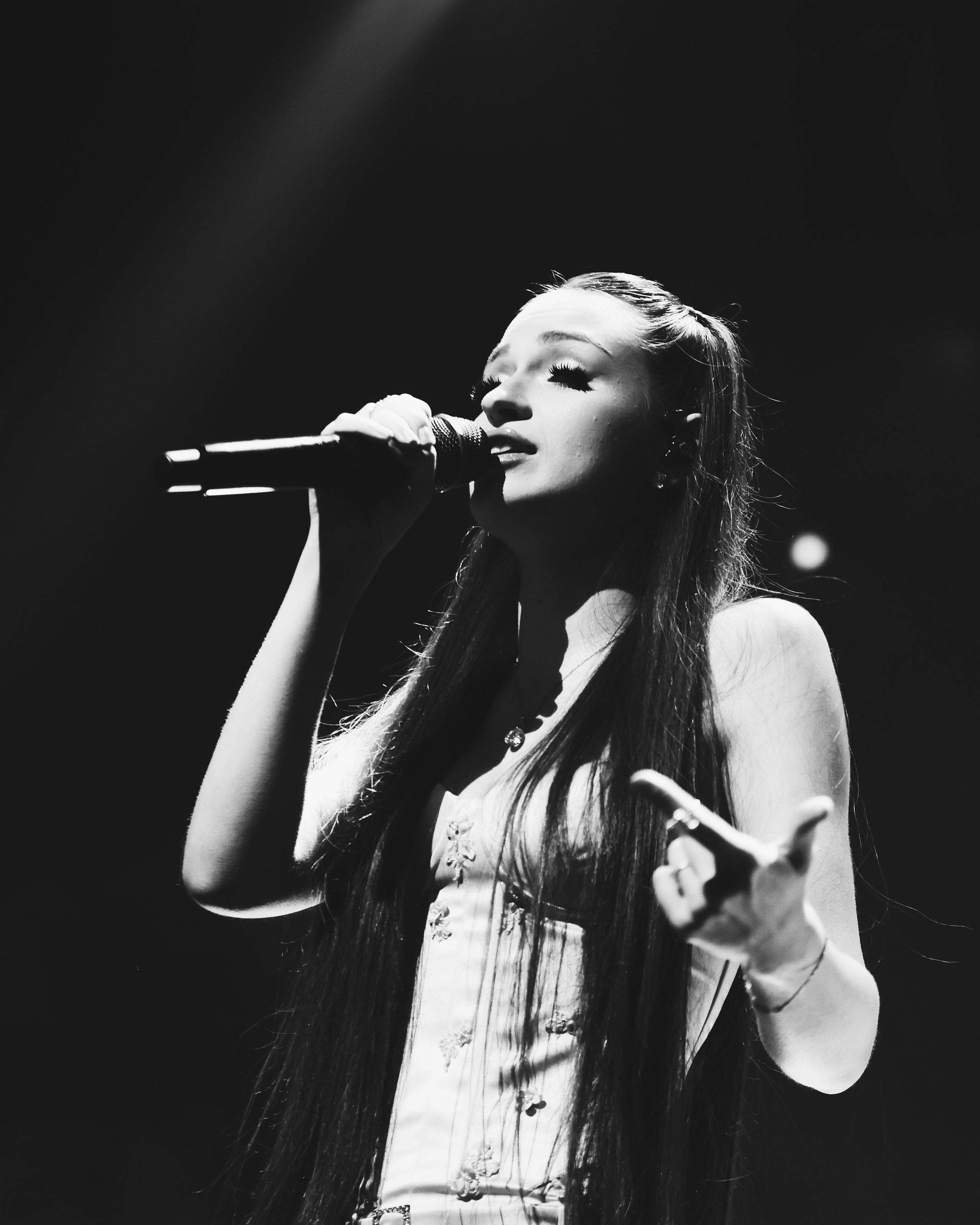 SCIRENA В КЛУБЕ BASE 10.11.24. Концертный и репортажный фотограф в Москве и Санкт-Петербурге Мария