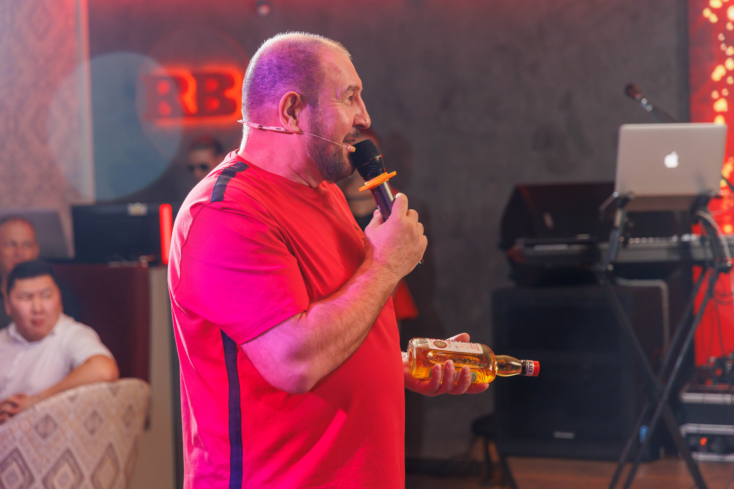 День рождения Red Bar. Ваши Истории. Фотограф/видеограф. Абакан