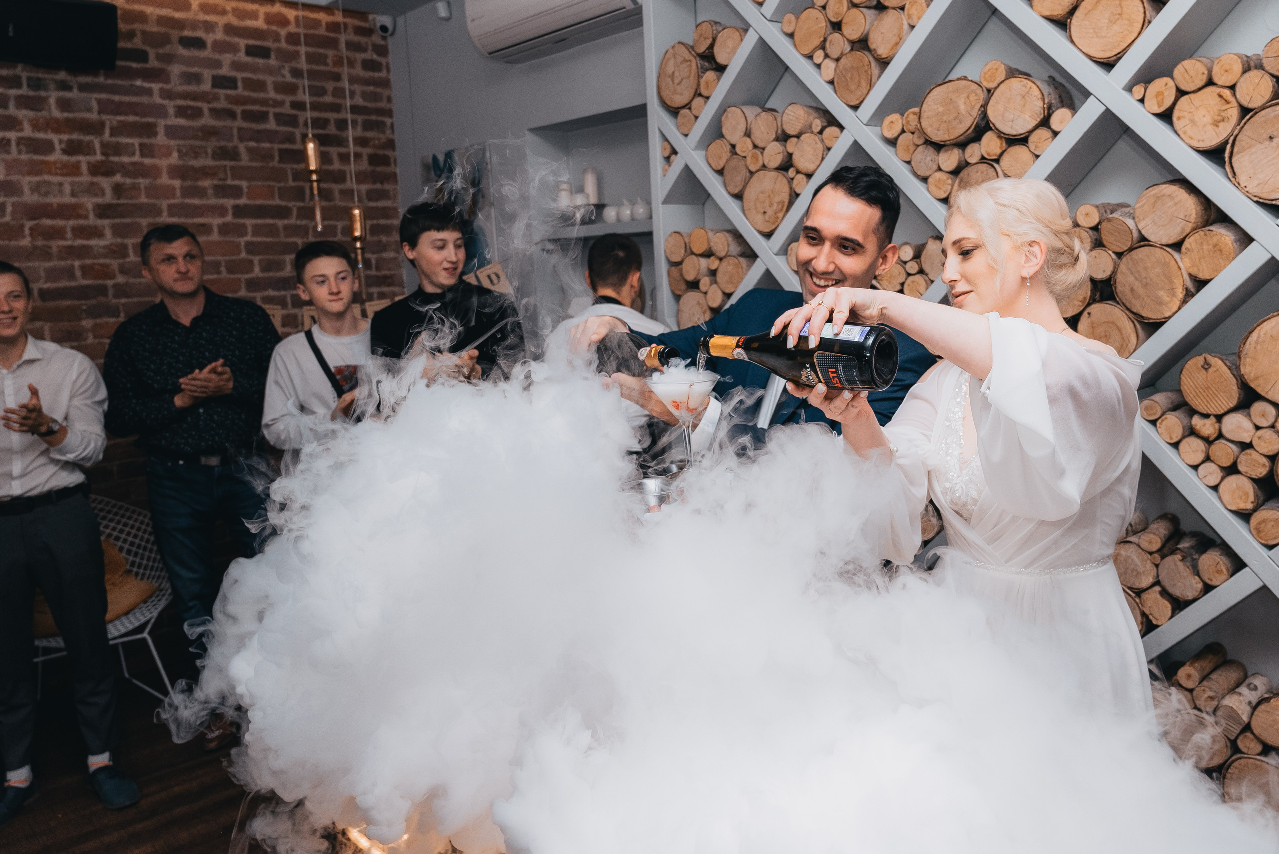 Свадьба в Санкт-Петербурге. Анастасия Петрович фотограф, фотокорреспондент в Москве и Санкт-Петербурге. Фотосъёмка репортажа, мероприятия, корпоративная съёмка, контент