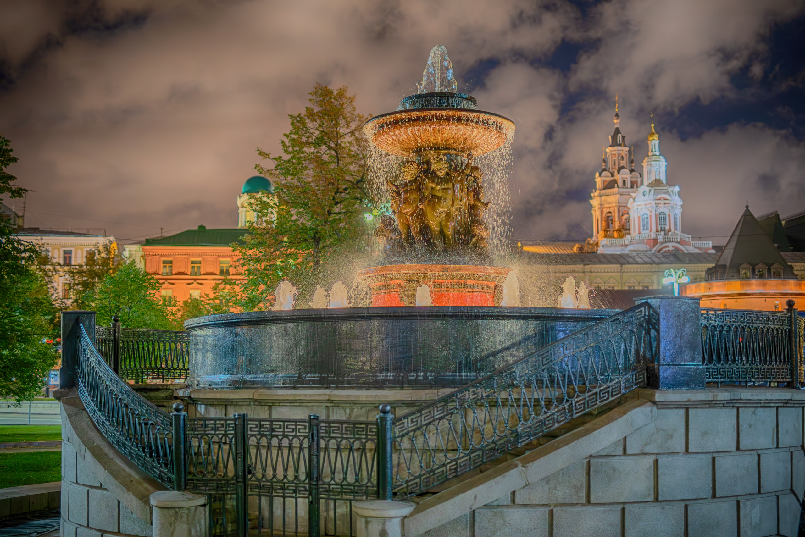 Выставка Москва оживает. 1000 куполов России, фотопроект Вадима Квятковского и Надежды Ельцовой