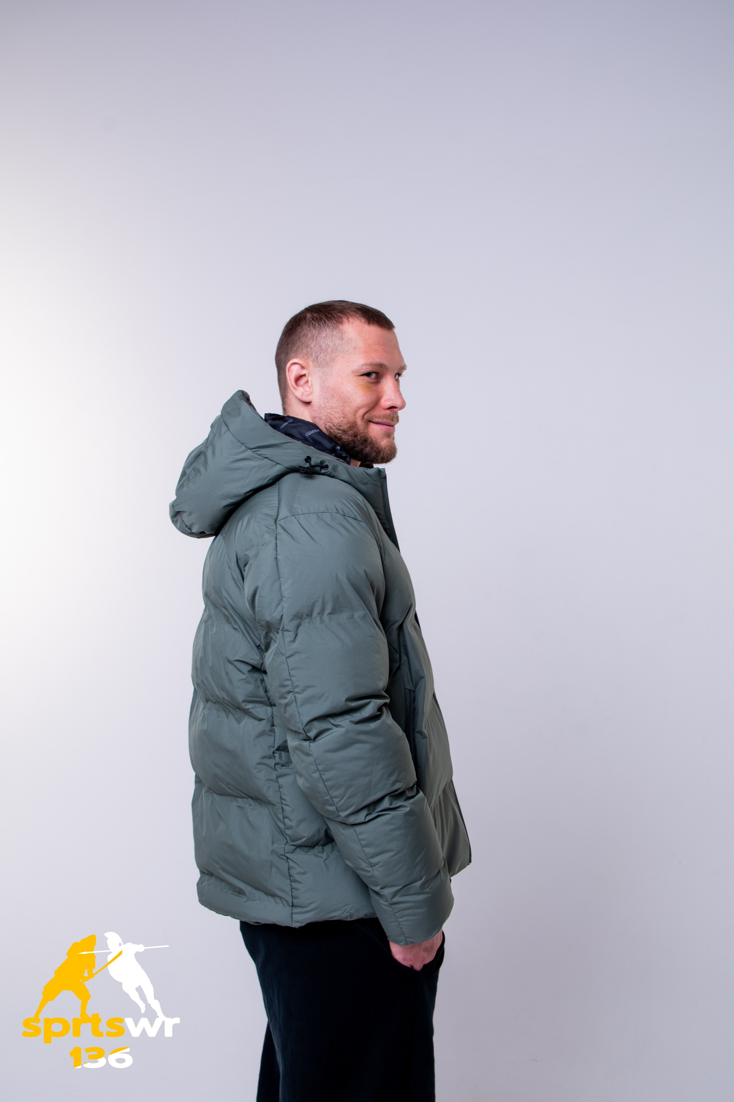 Одежда для мужчин. Профессиональная фотостудия в Санкт-Петербурге «Точка»