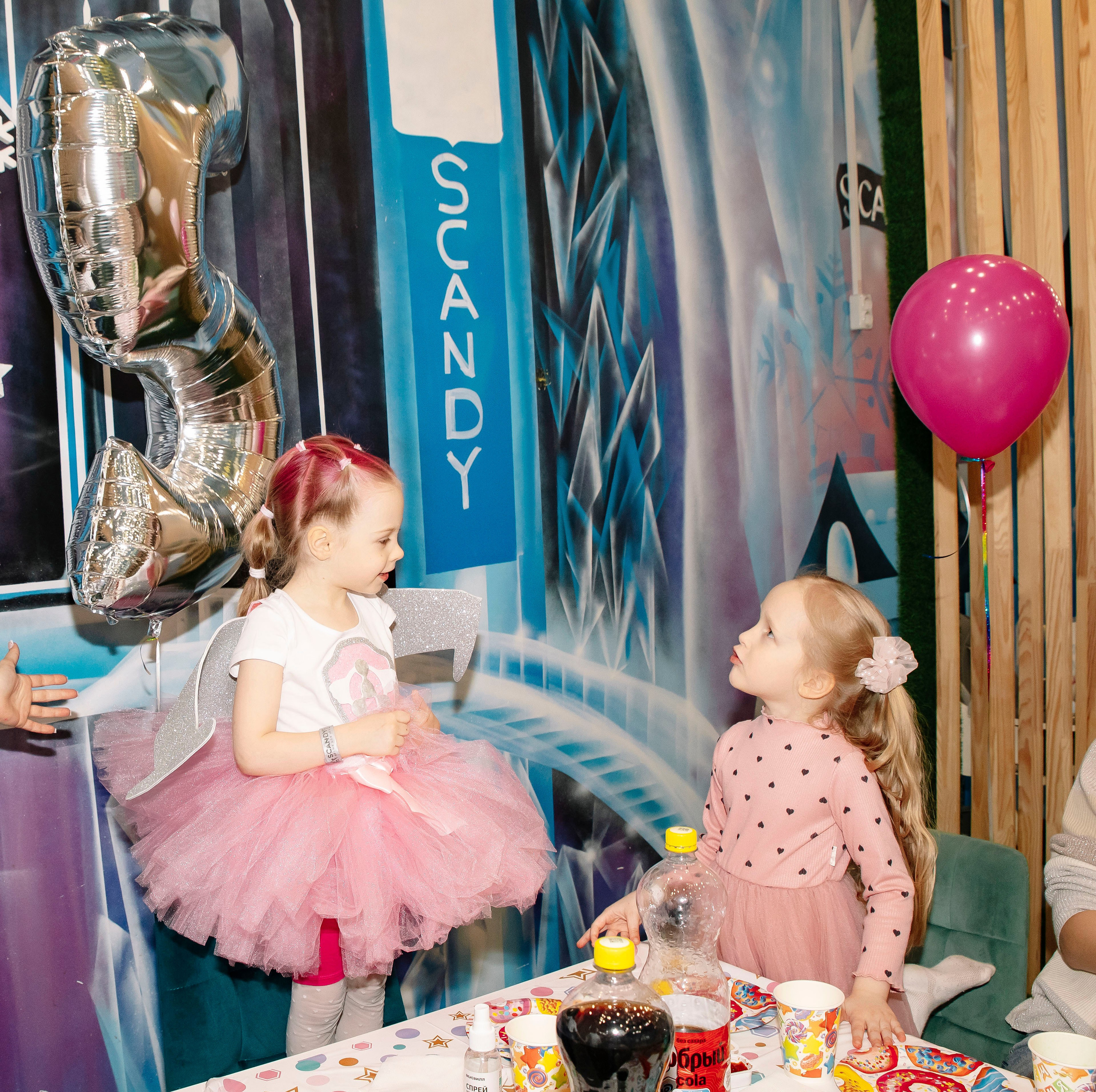 С Днем рождения, Маруся! 5 лет ♥. Профессиональный фотограф в Москве | Заказать фотосессию и съемку