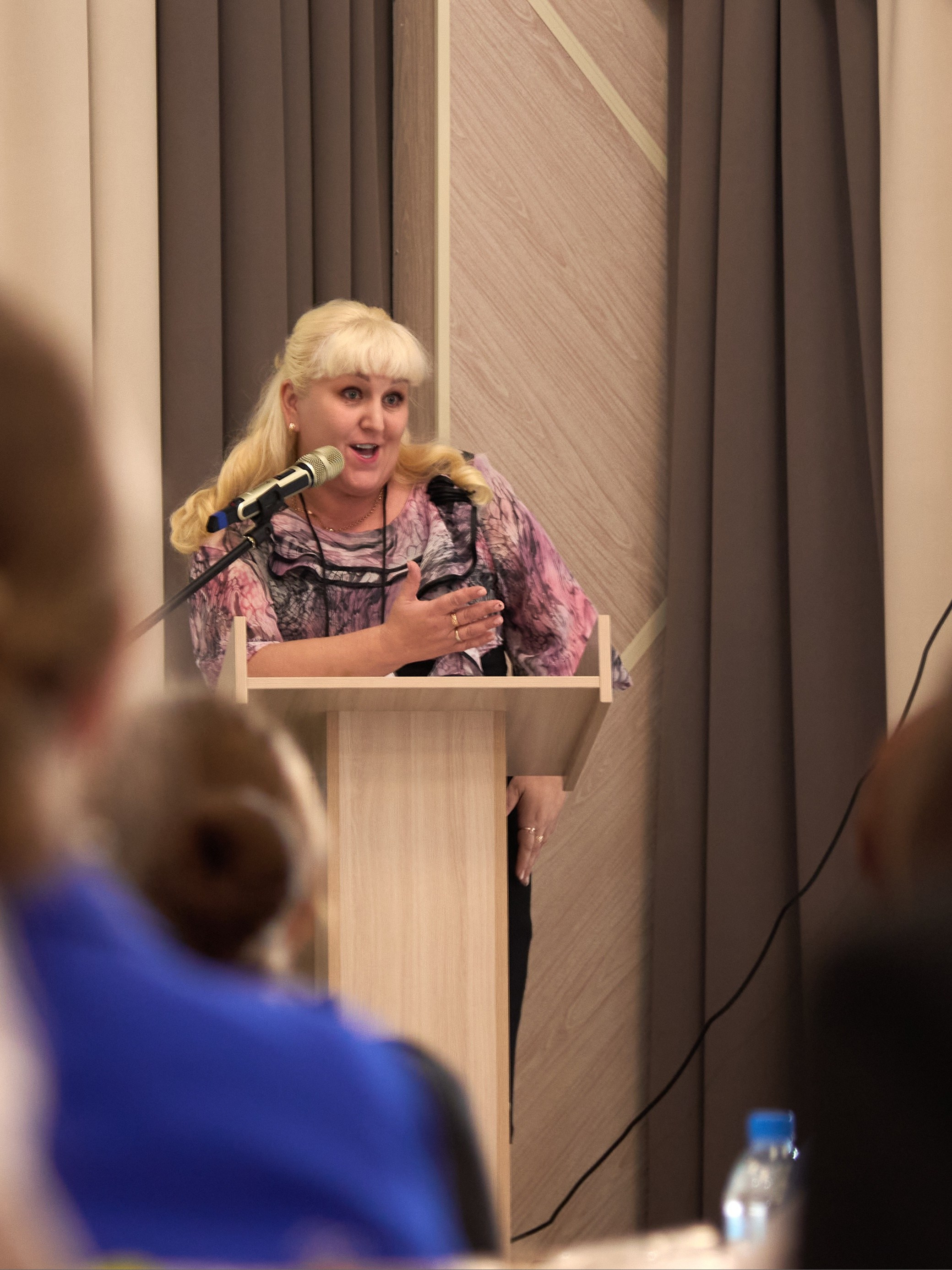 Воспитатель года 2025 в Ленинск-Кузнецком. [fXph] Фотограф Масликов Илья. Съёмка мероприятий в Ленинске-Кузнецком