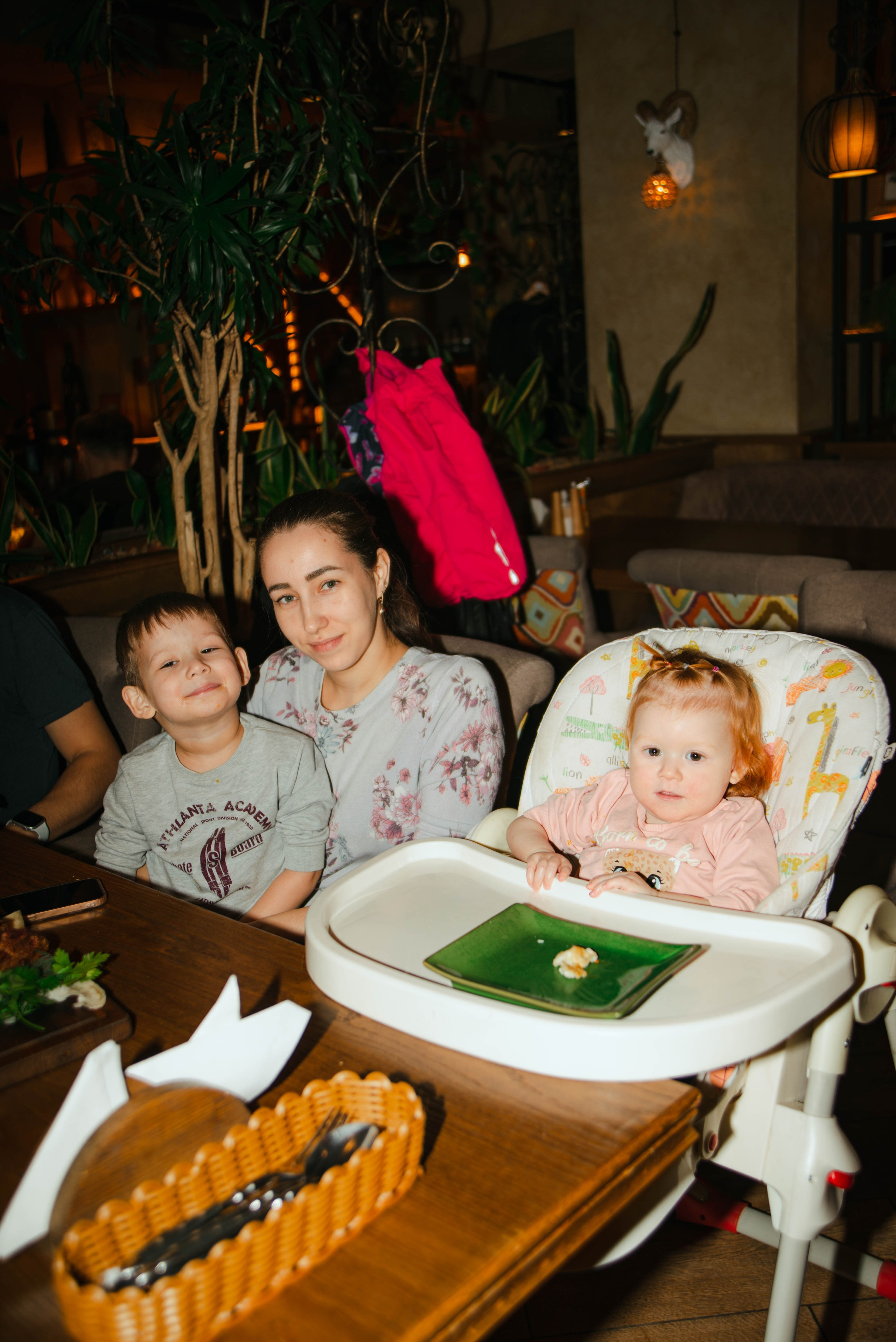 День рождения ресторана «Пряный Барашек». Ксения Glossa. Портретный и репортажный фотограф в Самаре