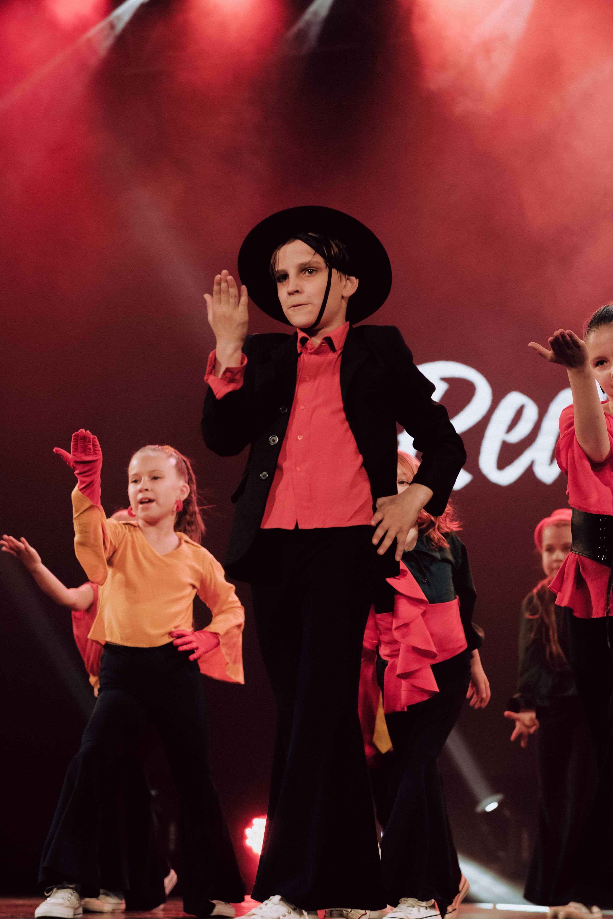 RR ОТЧЕТНЫЙ КОНЦЕРТ. ГЛАВНАЯ